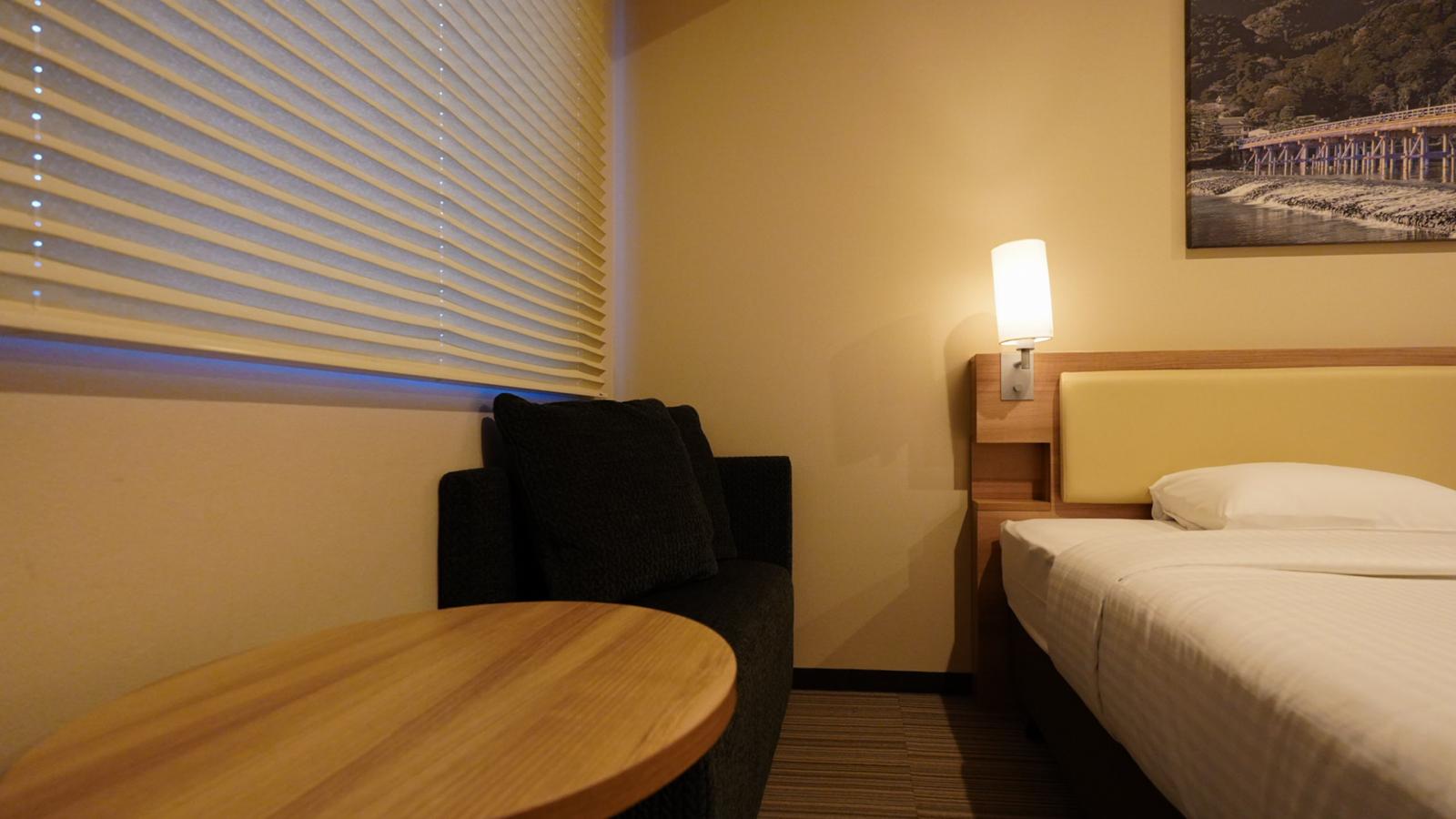 デラックスツイン【17平米】