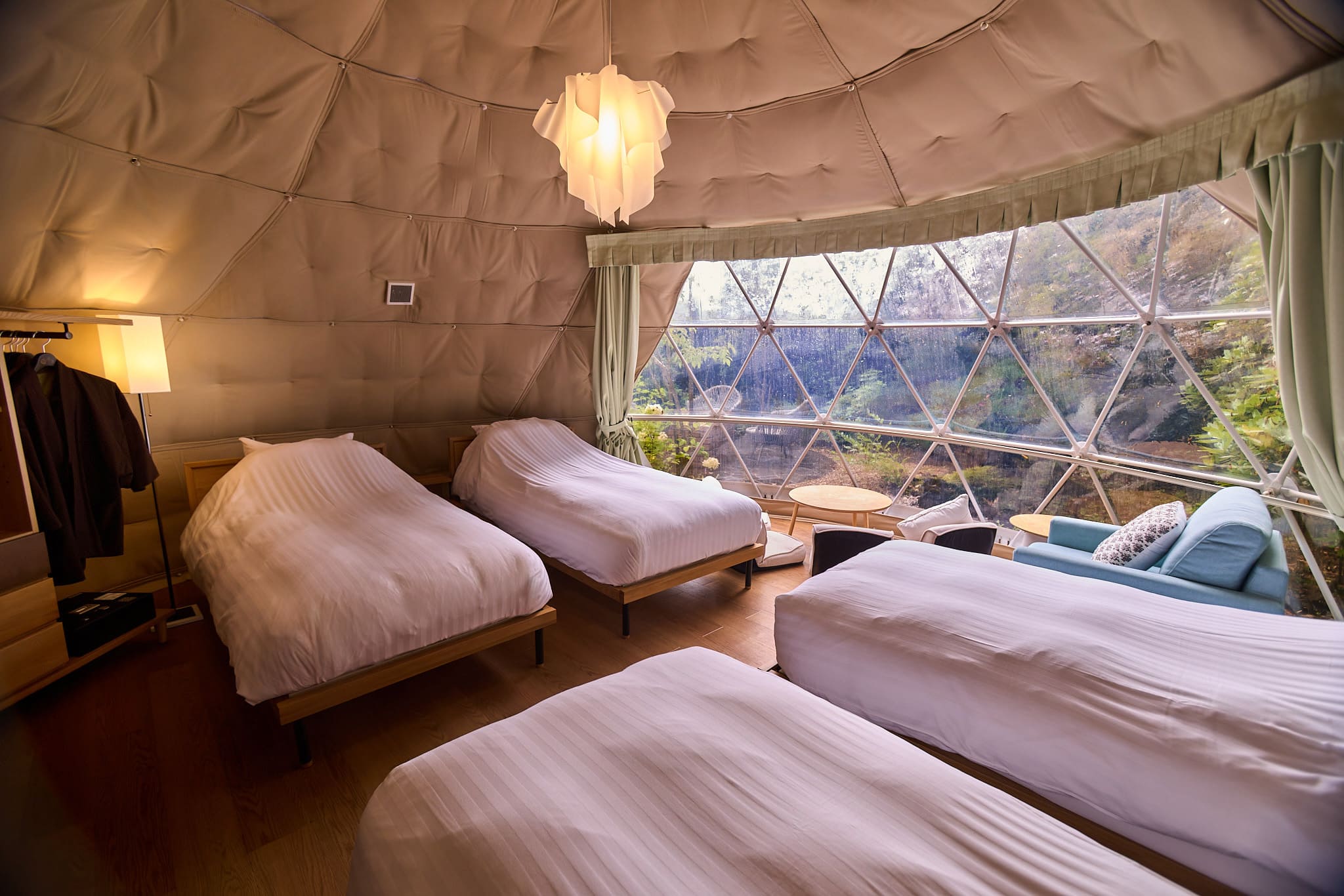 グランピングテント