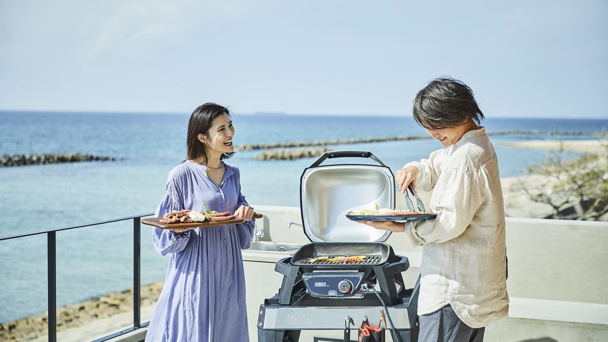 ・【BBQ】ご家族やご友人とオーシャンビューをバックにBBQをお楽しみください。