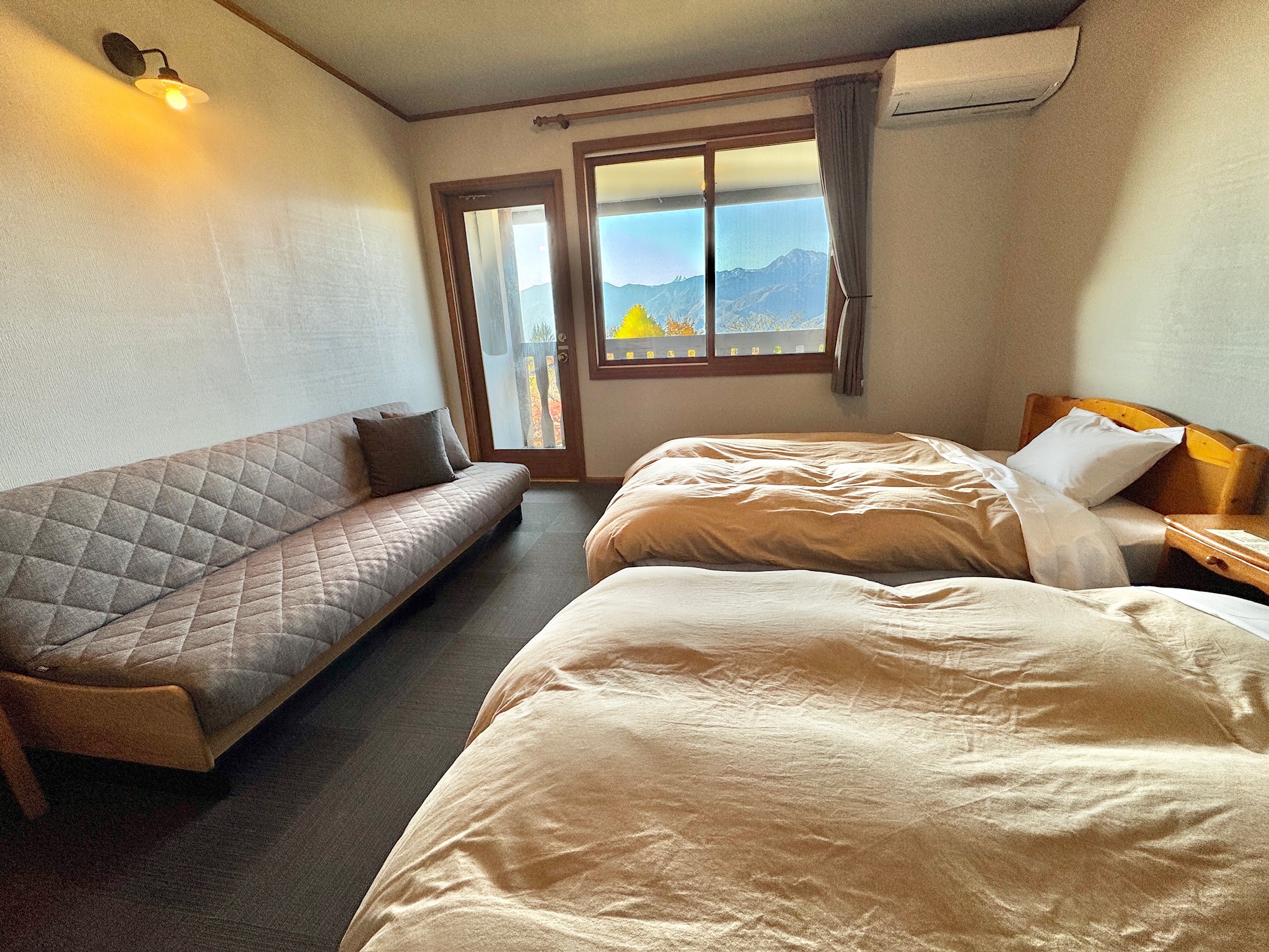 セミダブル　シングルツイン(ソファー)