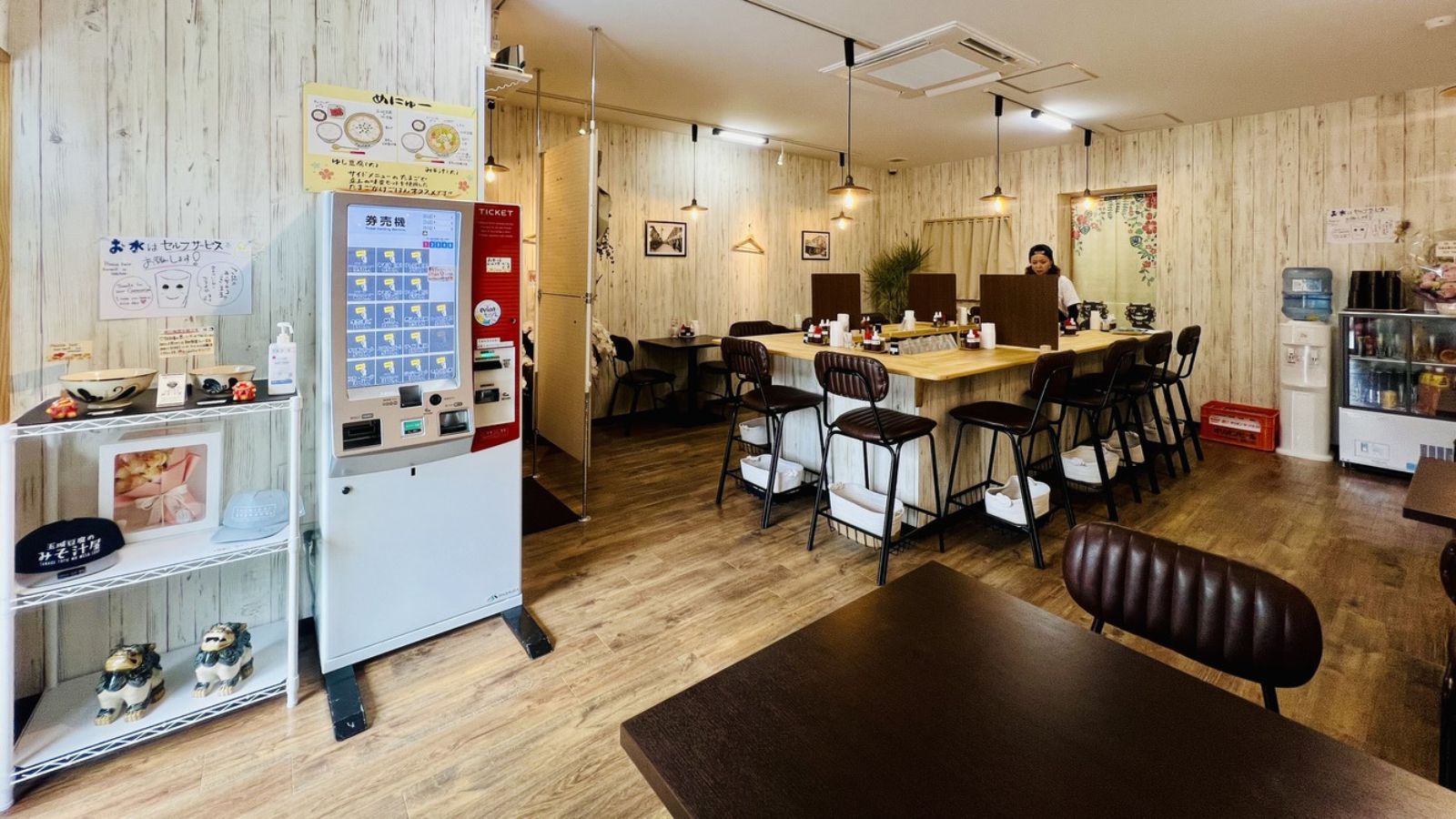 【オープン記念☆直前割】専門店が作る特製朝食を楽しむ☆全室25平米！那覇の単泊・連泊も快適【朝食付】