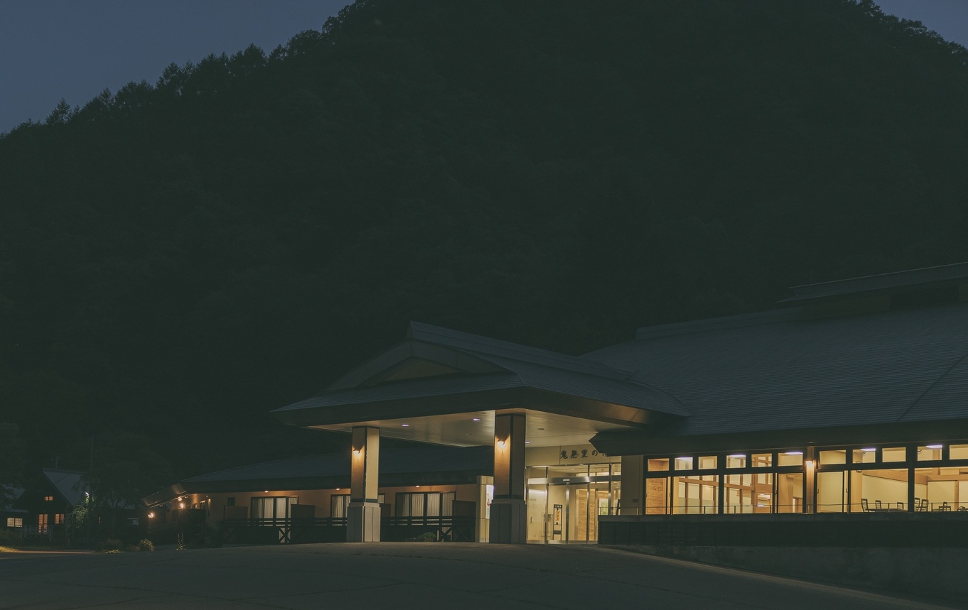 【ひとり旅】【1泊素泊まり】ひとりだから描ける“私だけの色”旅