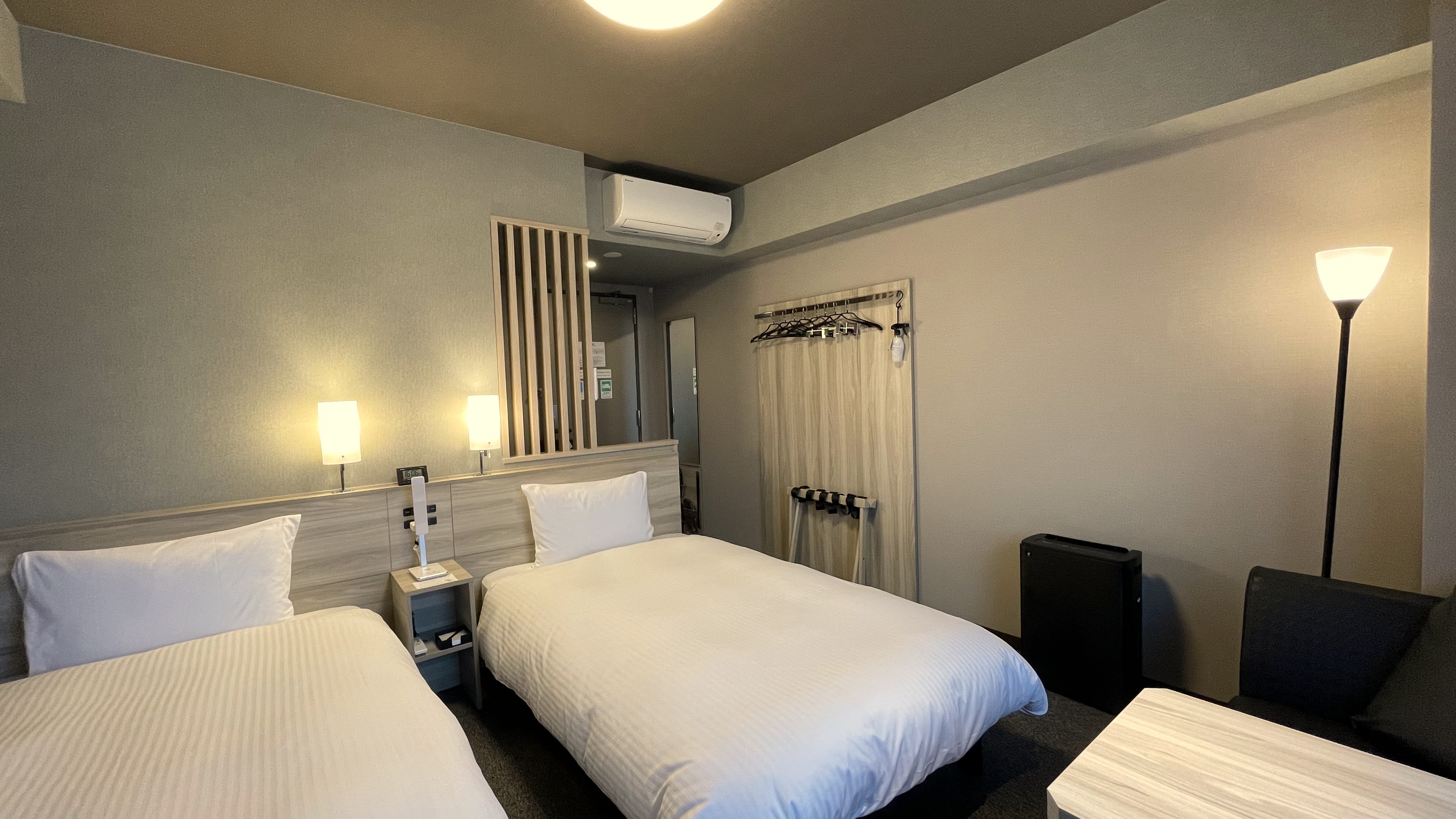 スタンダードツインルーム