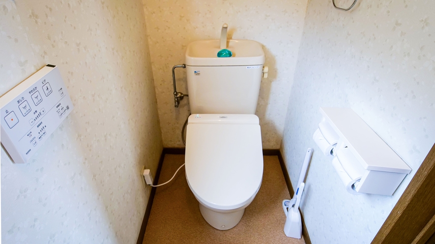 ・【トイレ】温水洗浄便座付トイレ完備