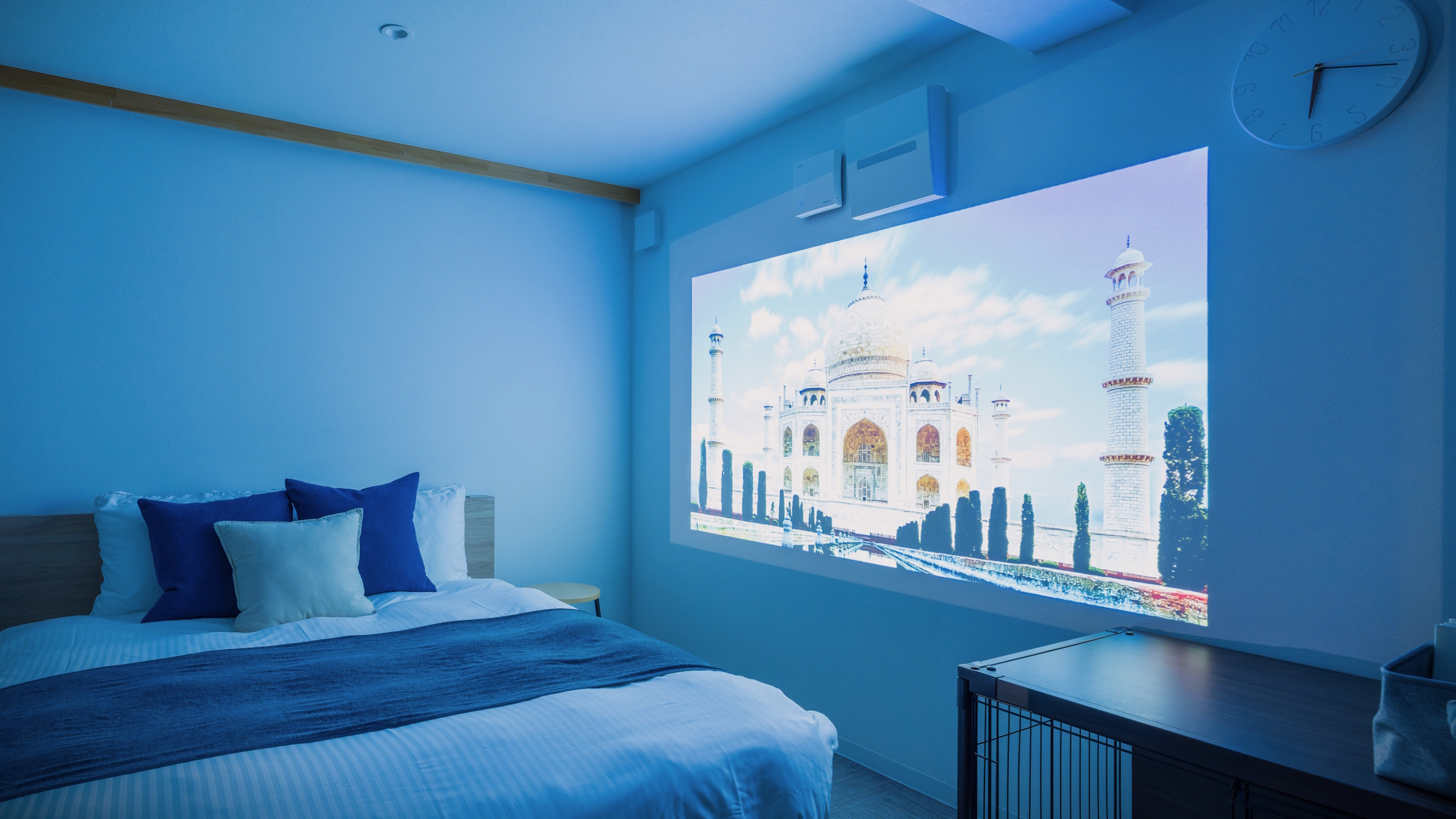 プロジェクター