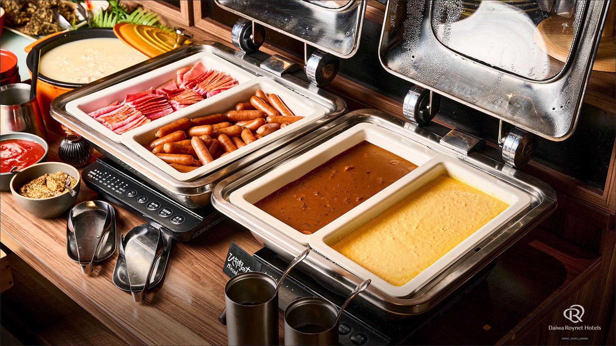 朝食ビュッフェ