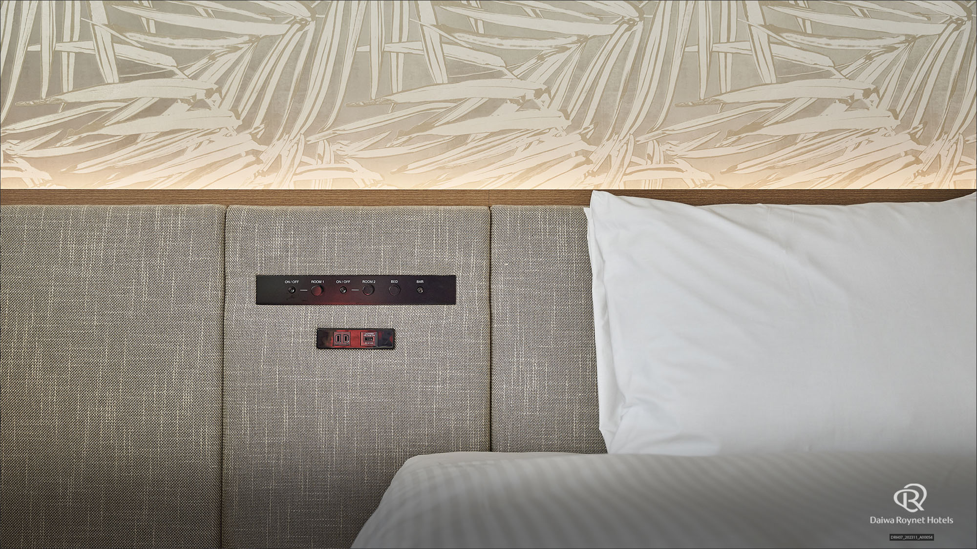 ヘッドボード調光