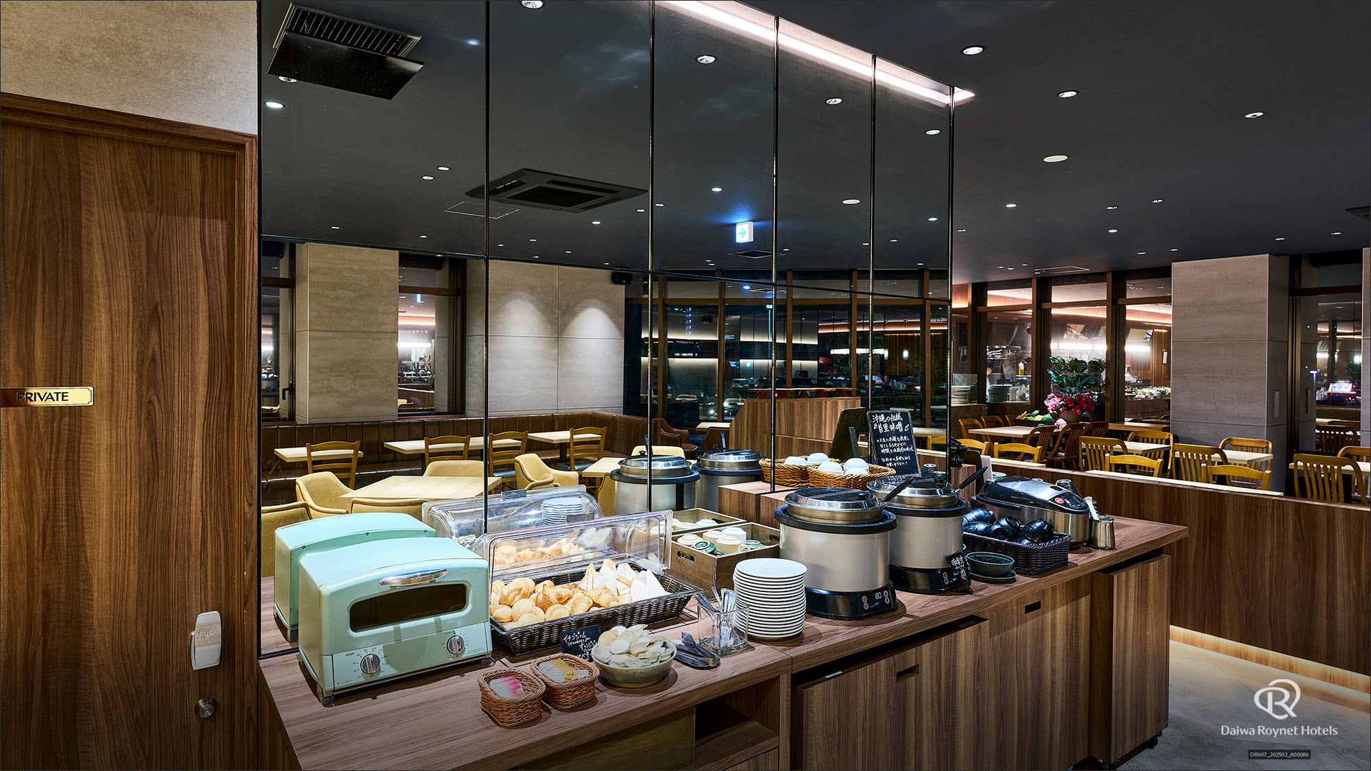 朝食ビュッフェ