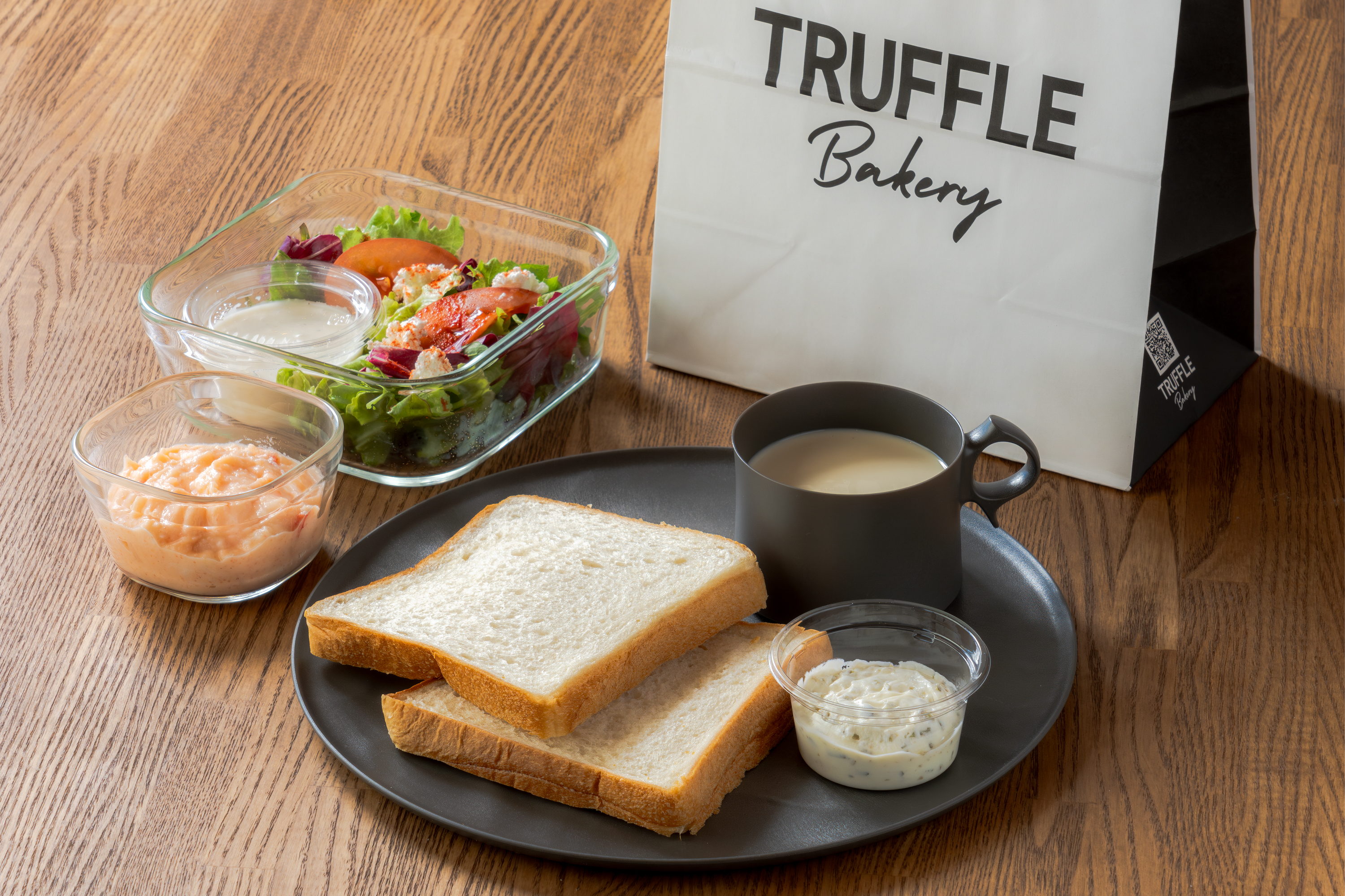 クリームチーズとカニのポテトサラダのホットサンド