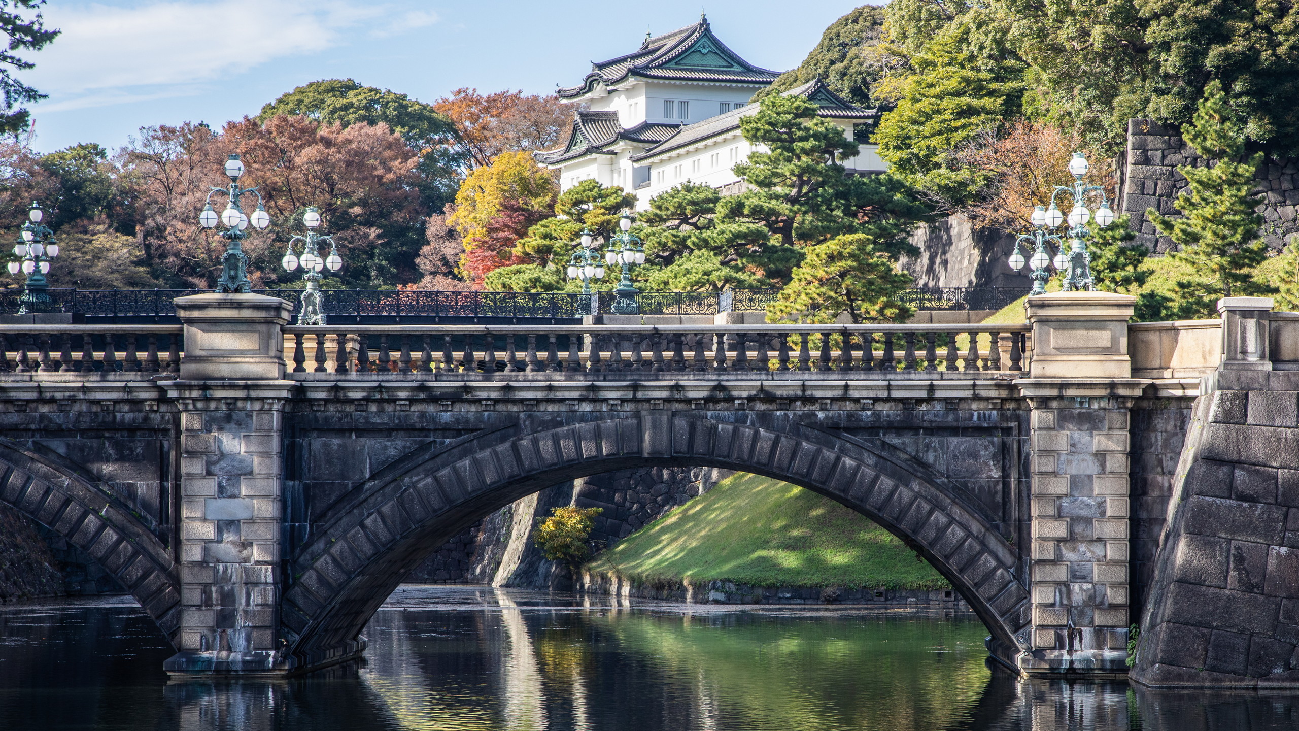 皇居　写真提供：（公財）東京観光財団