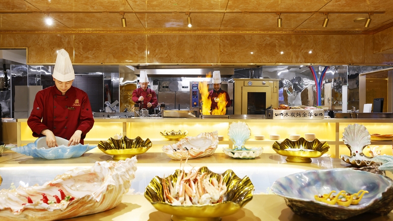 【ノルンスキー場リフト1日券付プラン】温泉と中華＆海鮮ビュッフェ・飲み放題付の食事も満喫♪（2食付）