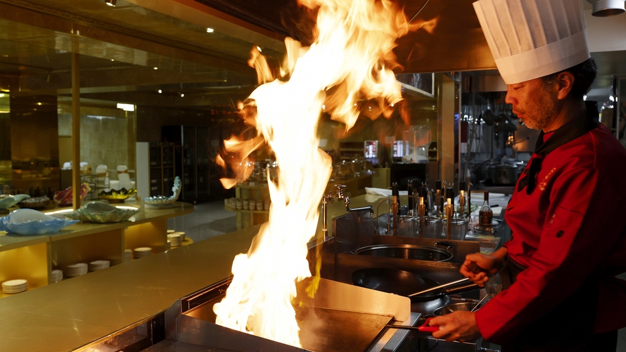 【期間限定特別企画！最大6600円引】豪華4大特典感謝の気持ちを込めた特別プラン！＜2食付＞