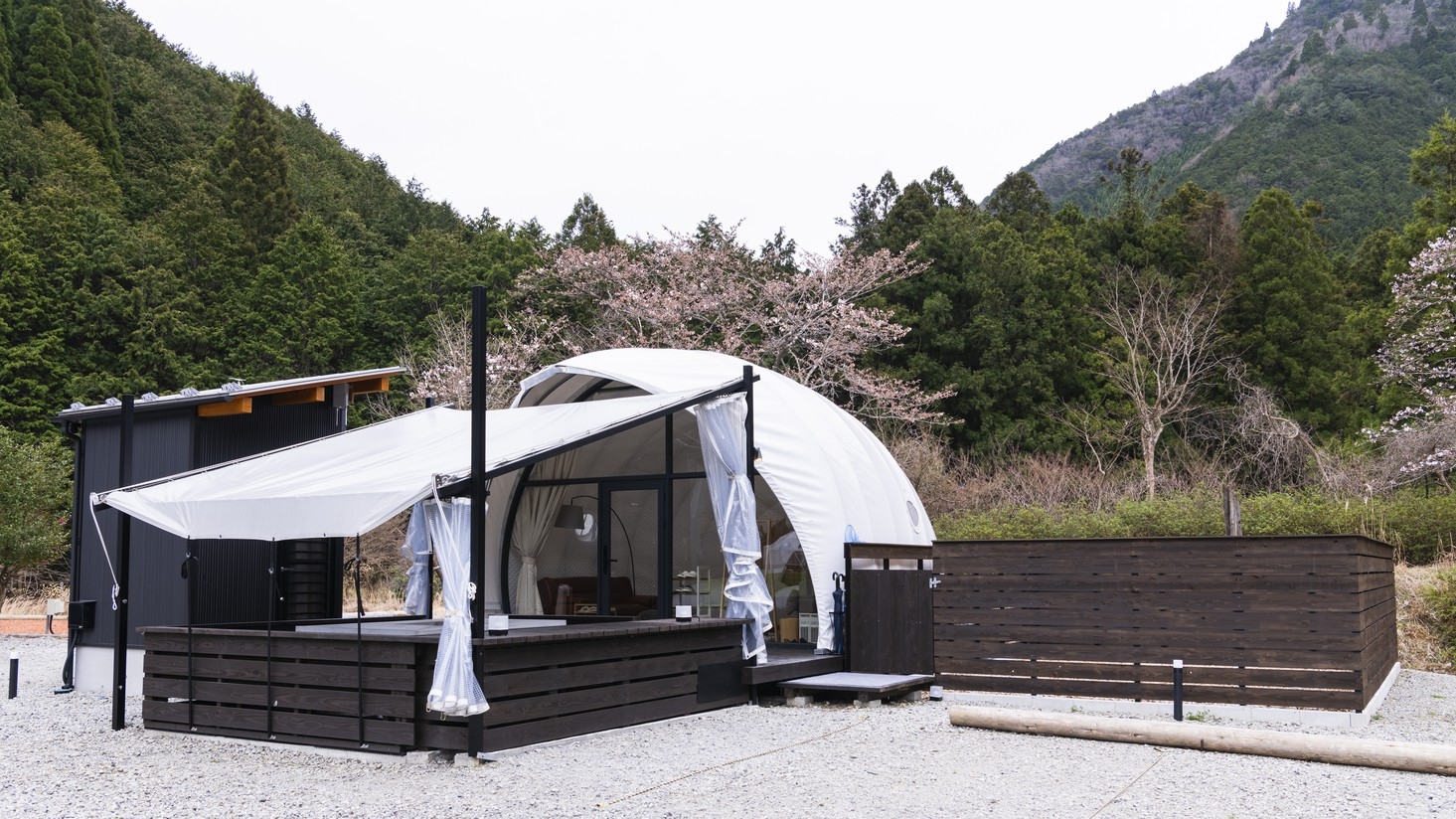 【楽天スーパーSALE】【素泊まり】五感が目覚める 丹波の森リトリート☆持ち込み自由のお気軽ステイ