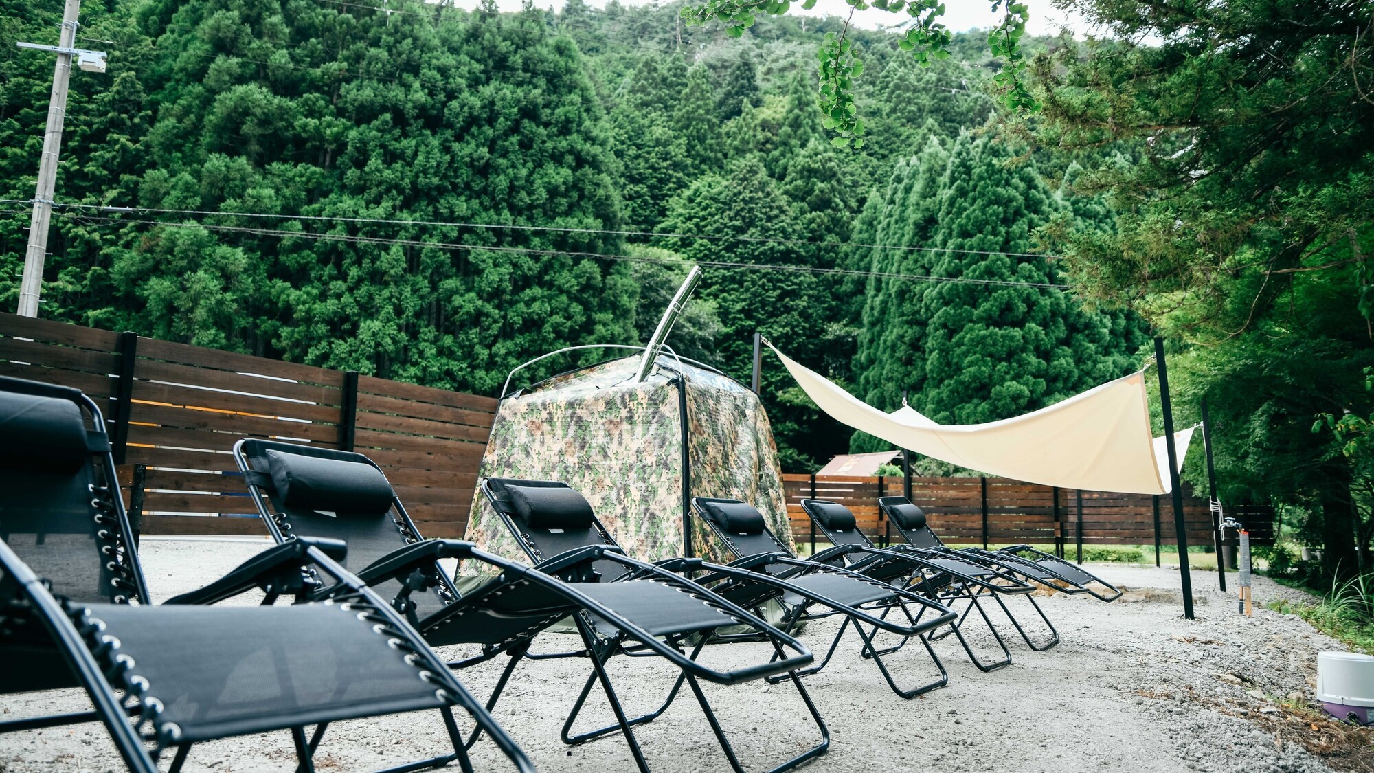 テントサウナとととのいスペース