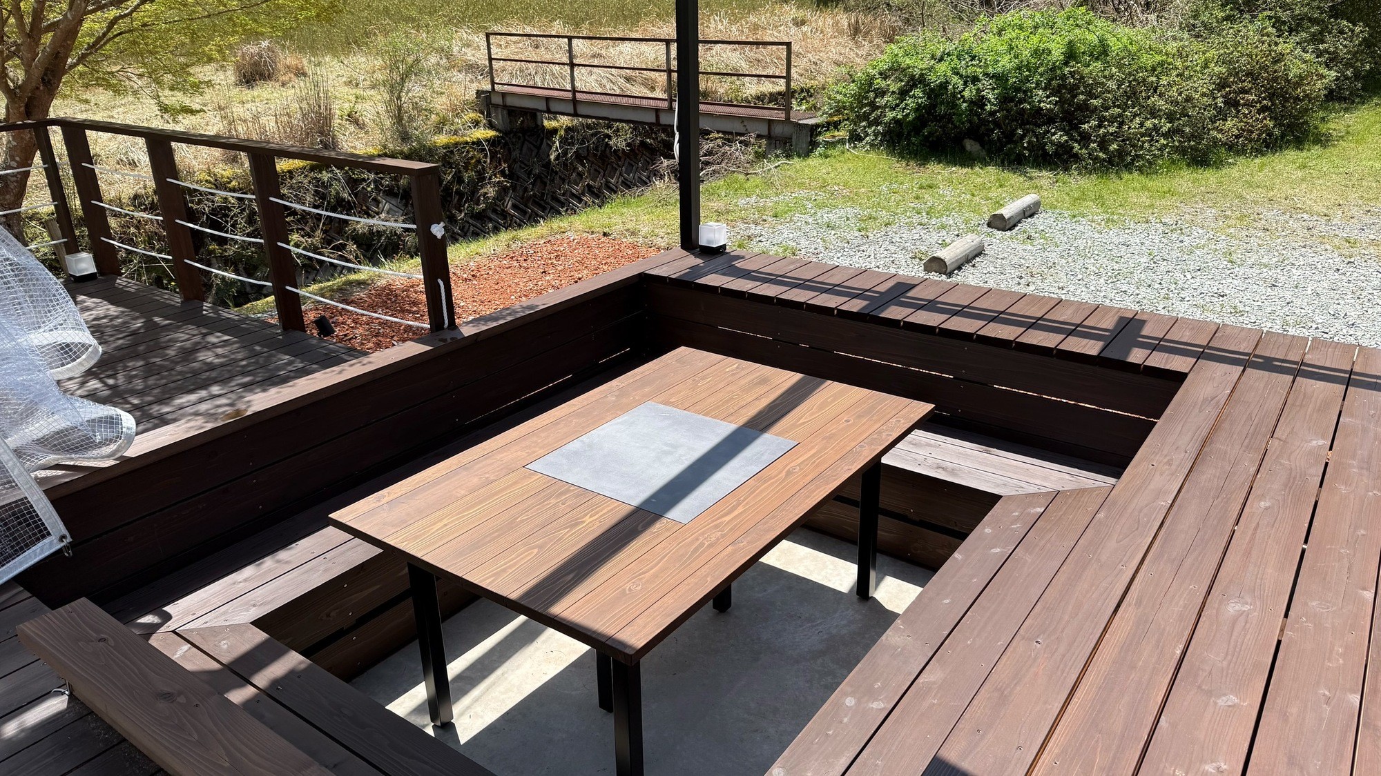 C4レオ　掘り炬燵