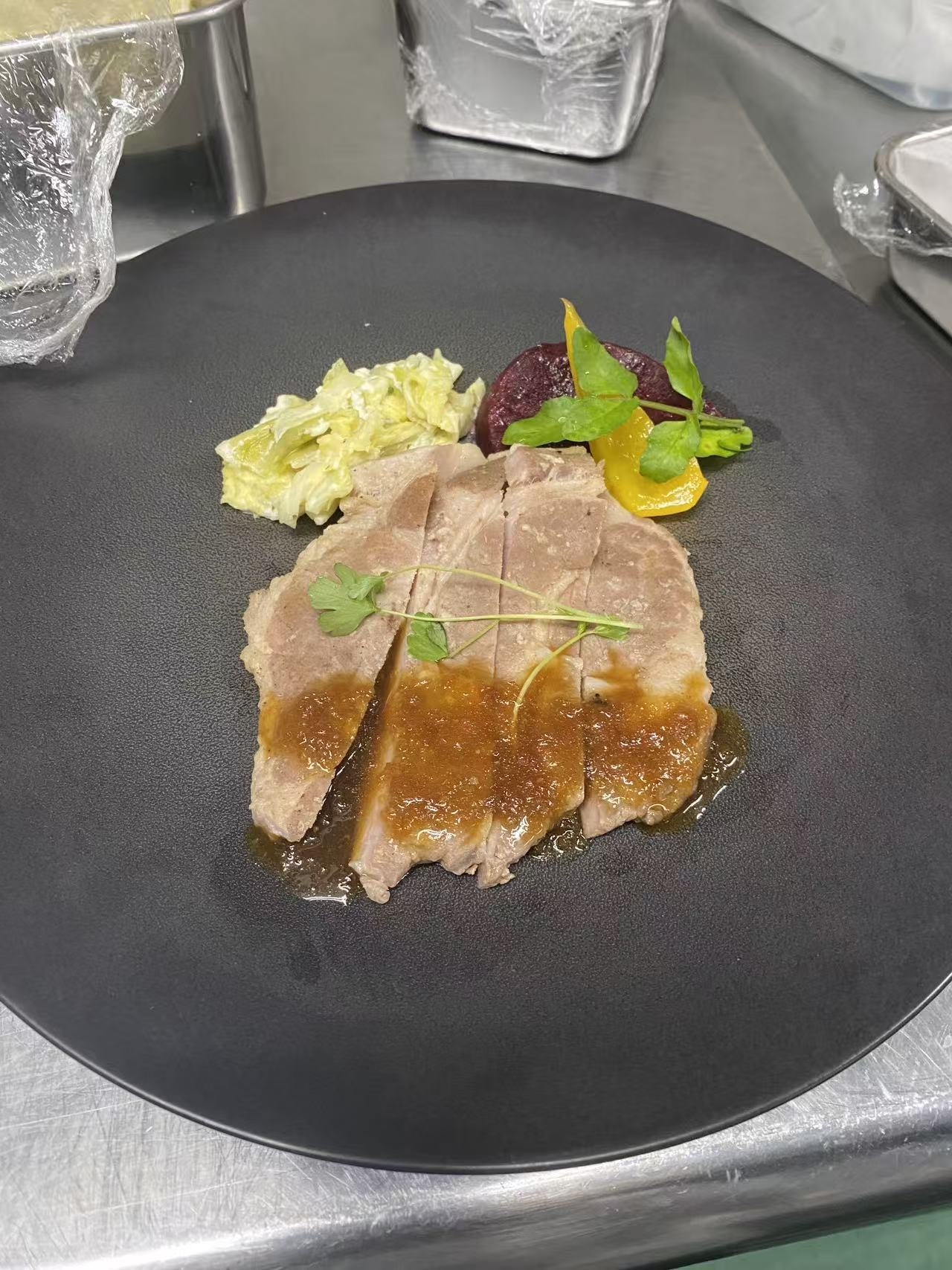 【夏限定★贅沢グルメ】やまと豚ステーキ×ボイルズワイ蟹付コース◆夏旅〜２食付き〜