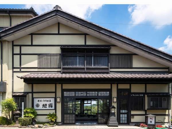 【素泊】１０時チェックアウト／持込OK・電子レンジ有／駐車場至近＆無料大型車OK／信越化学徒歩圏内