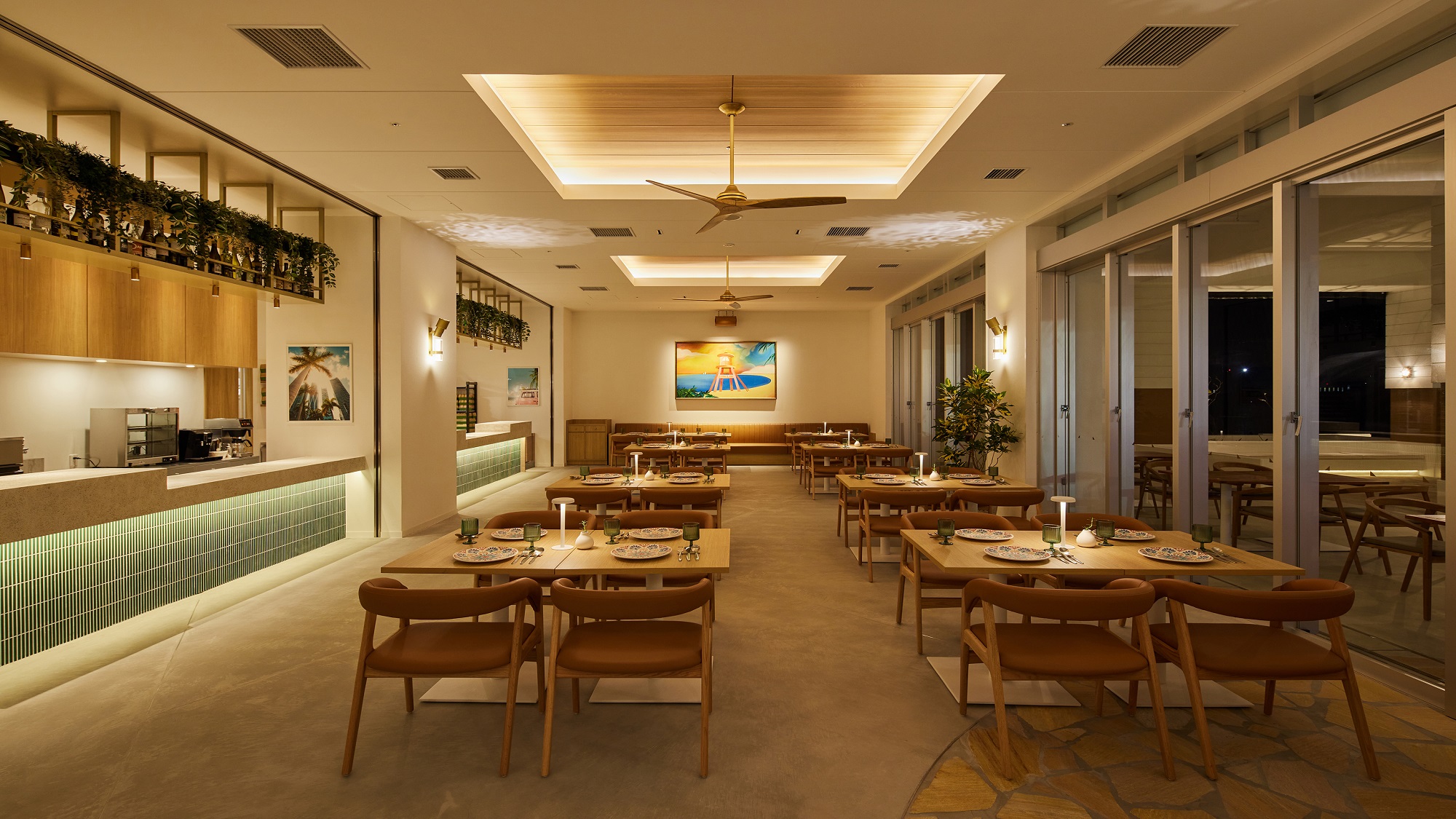 レストラン「Aero Beach Table」