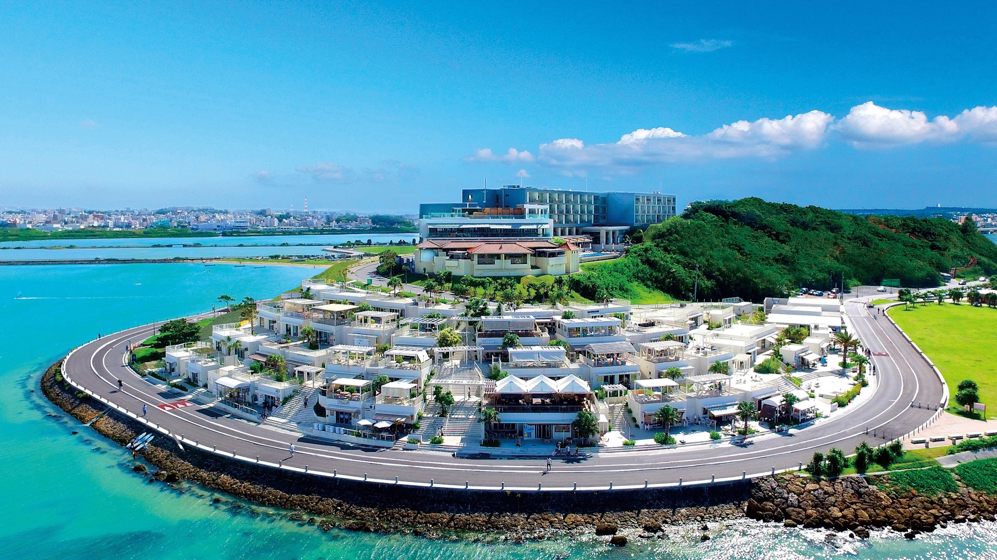 瀬長島ウミカジテラス