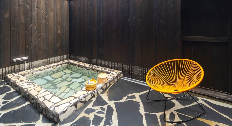 【直前割】温泉露天風呂付の上質ステイ★地元食材会席×サウナ・プール無料