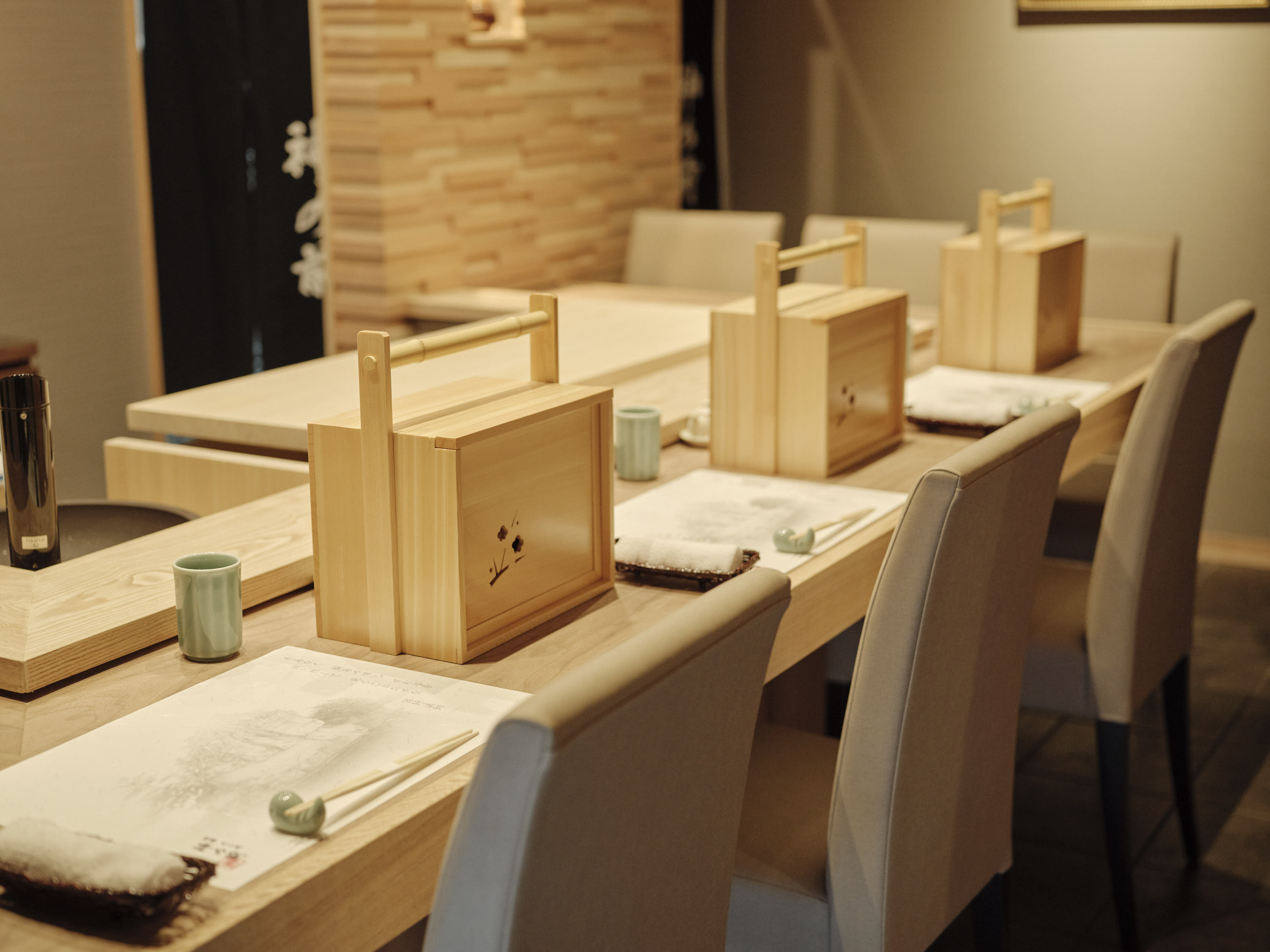 「神の前」お食事処イメージ　