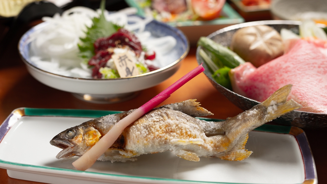 【夕食付き／朝食なし】早朝出発も安心｜ごちそうと温泉で整う宿／駐車場無料