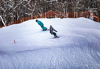 【スキーパック/2食付き】リフト券・送迎バスまでの送迎付きプラン　アルコール飲み放題