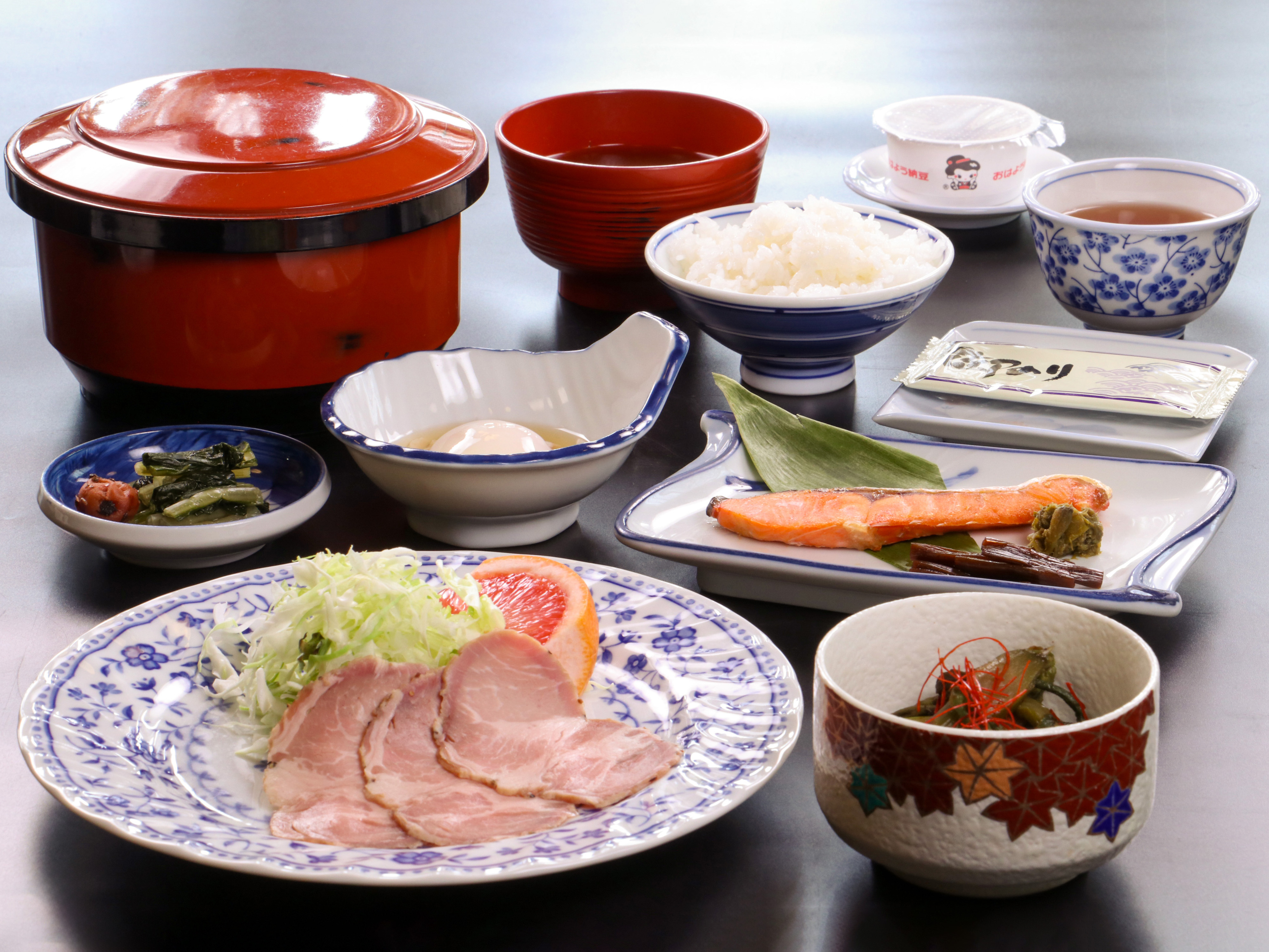 #朝食一例　栄養満点の朝食で、心も体も目覚める時間をお楽しみください