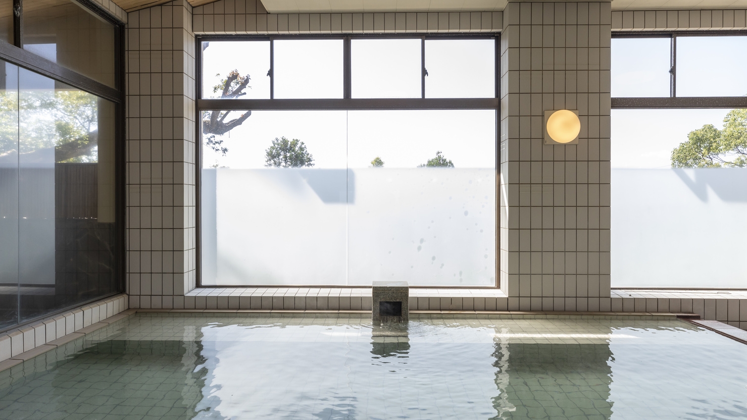 【お部屋おまかせ】【朝食付】日本三古湯の天然温泉で至福のひとときを