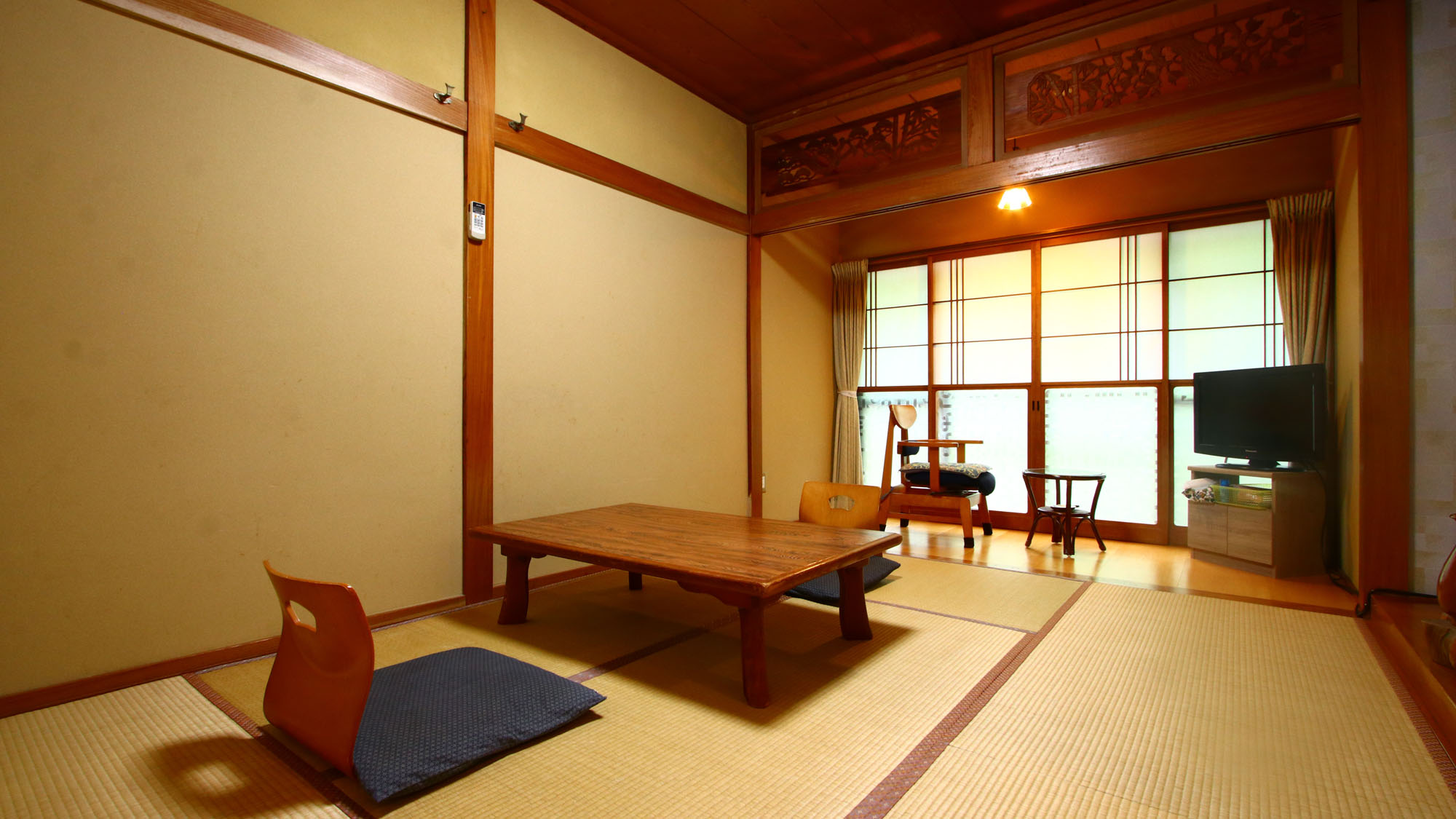 和室7畳[トイレ・洗面付]道遥　広縁付きで広々と感じます*