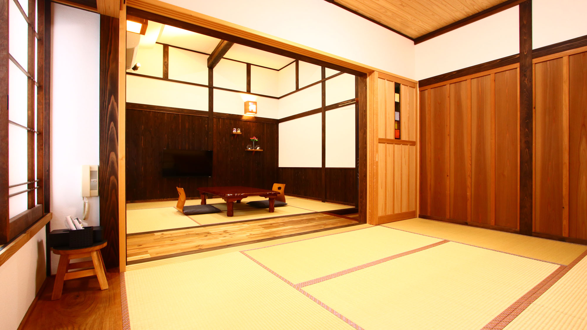 古民家風◇二間続き14畳　扉で仕切ることもできます*