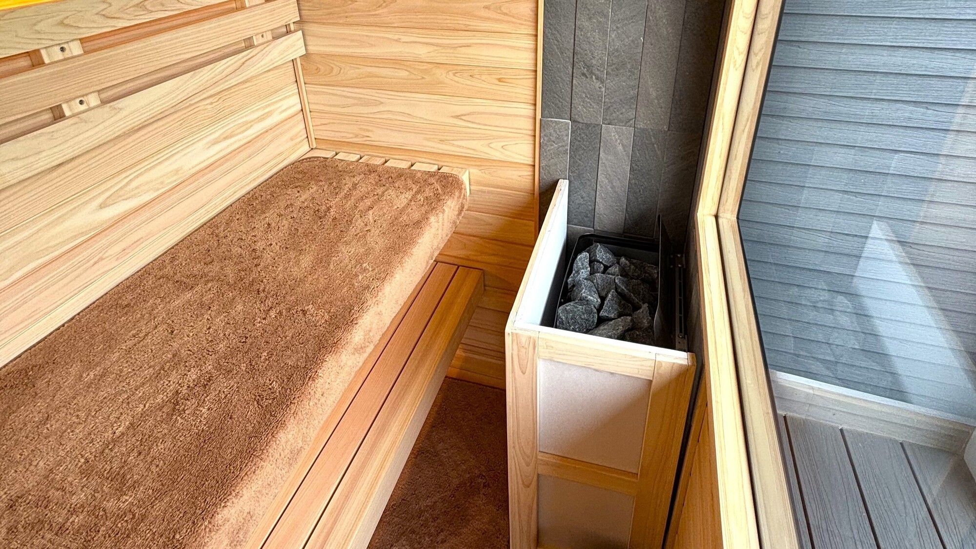 テラスサウナ