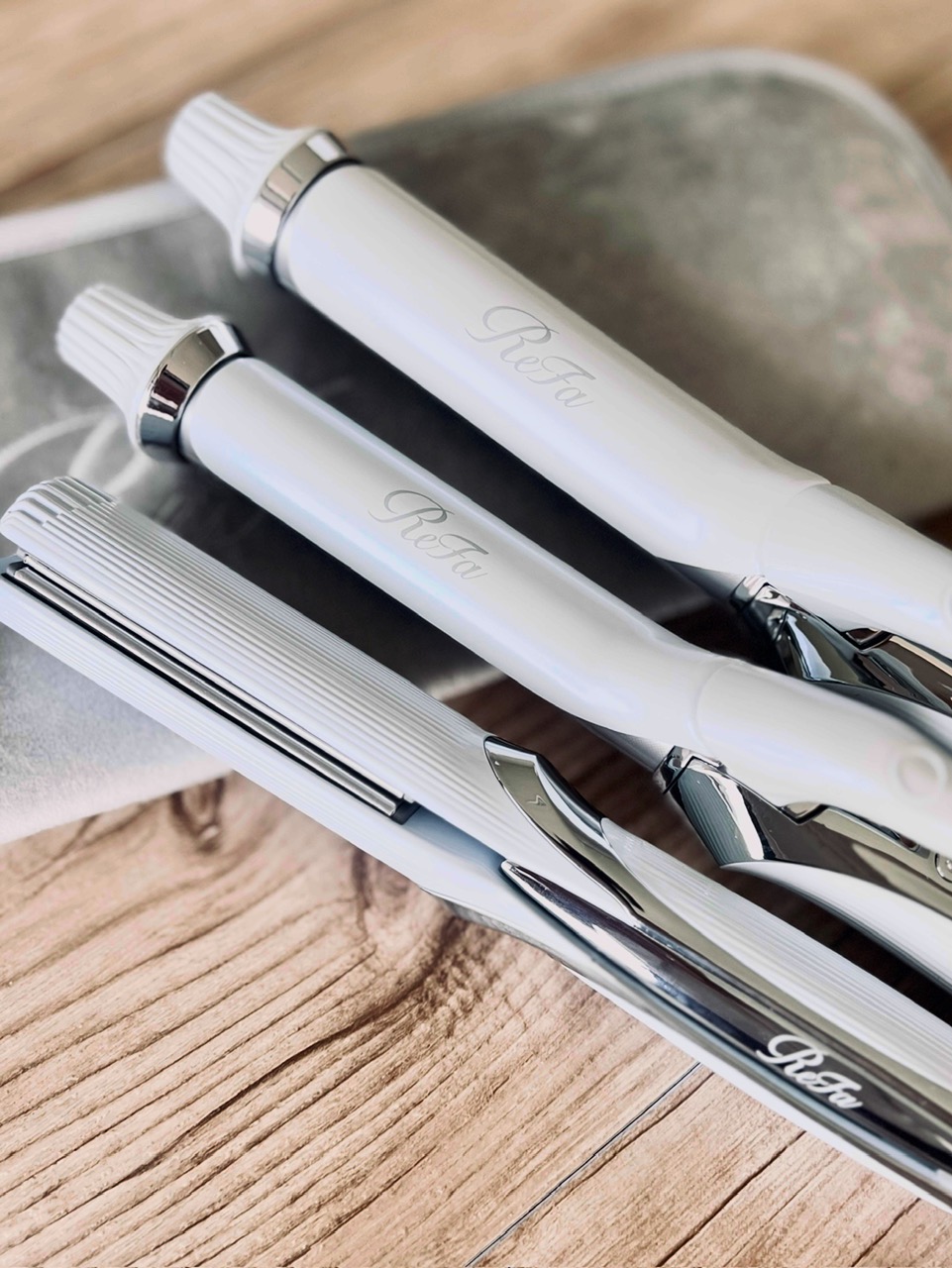 貸出用「ReFa STRAIGHT IRON PRO」「ReFa CURL IRON PRO 」