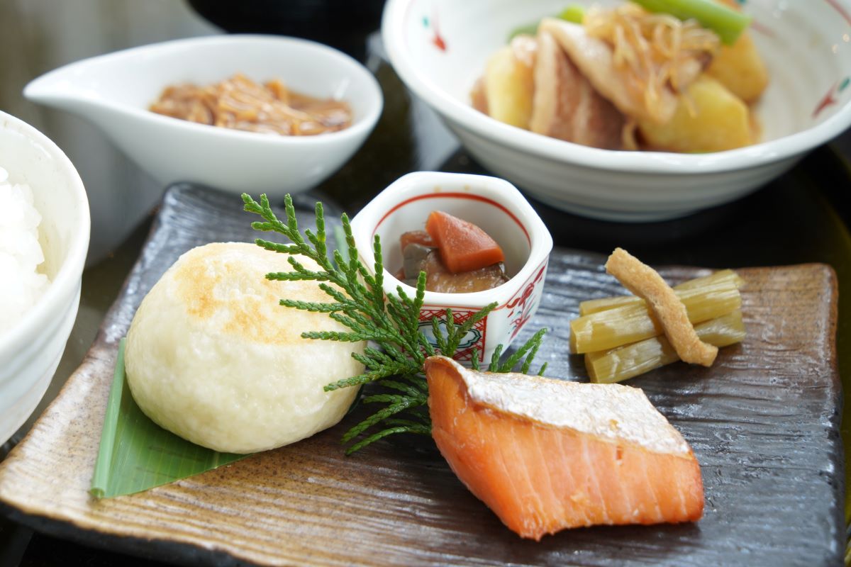 朝食盛り付け一例