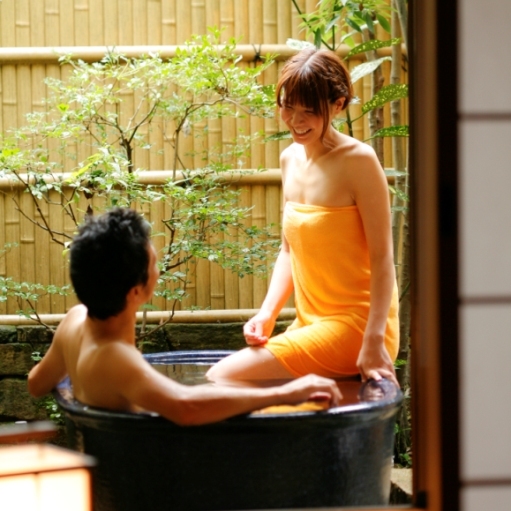 Guest rooms with open-air baths "Four Seasons of Satoyama"