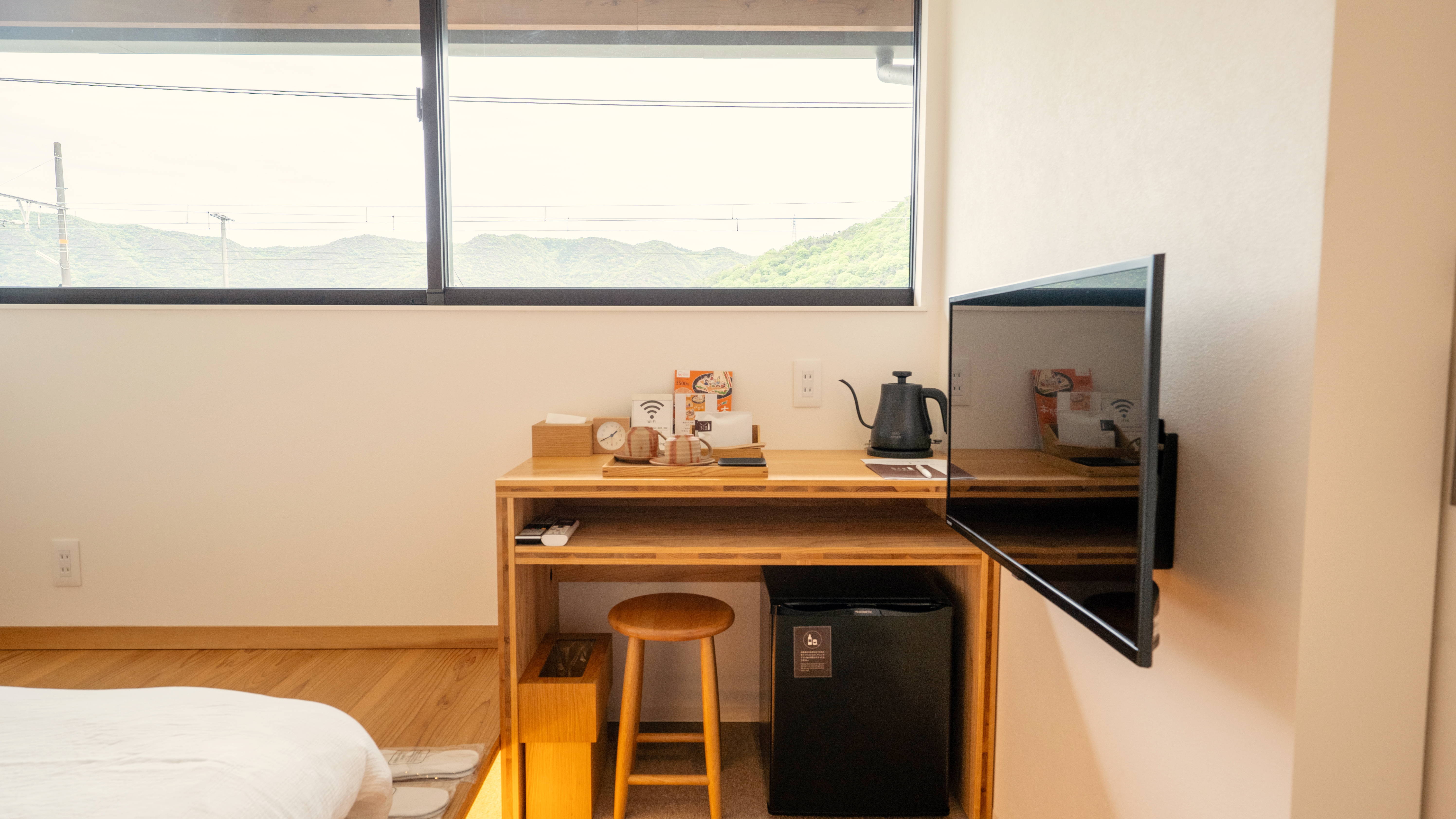ダブル【レトロビュー】：部屋備品
