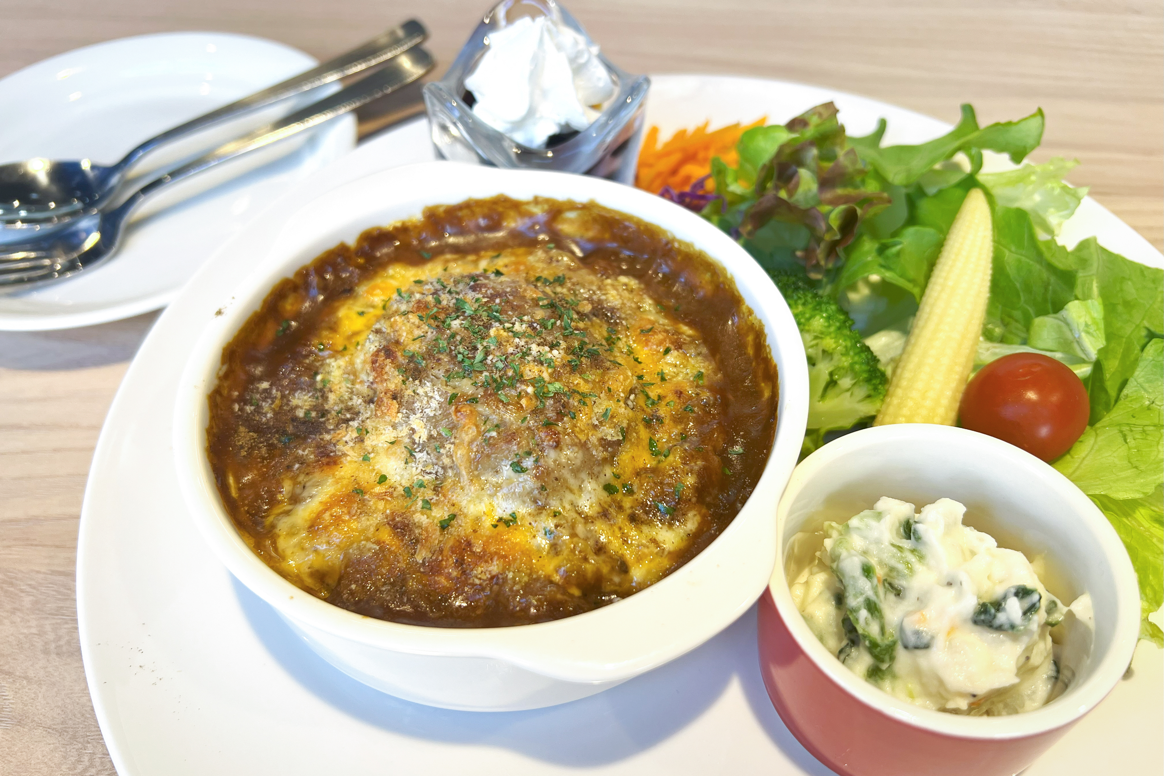 【ハンバーグカレードリア】