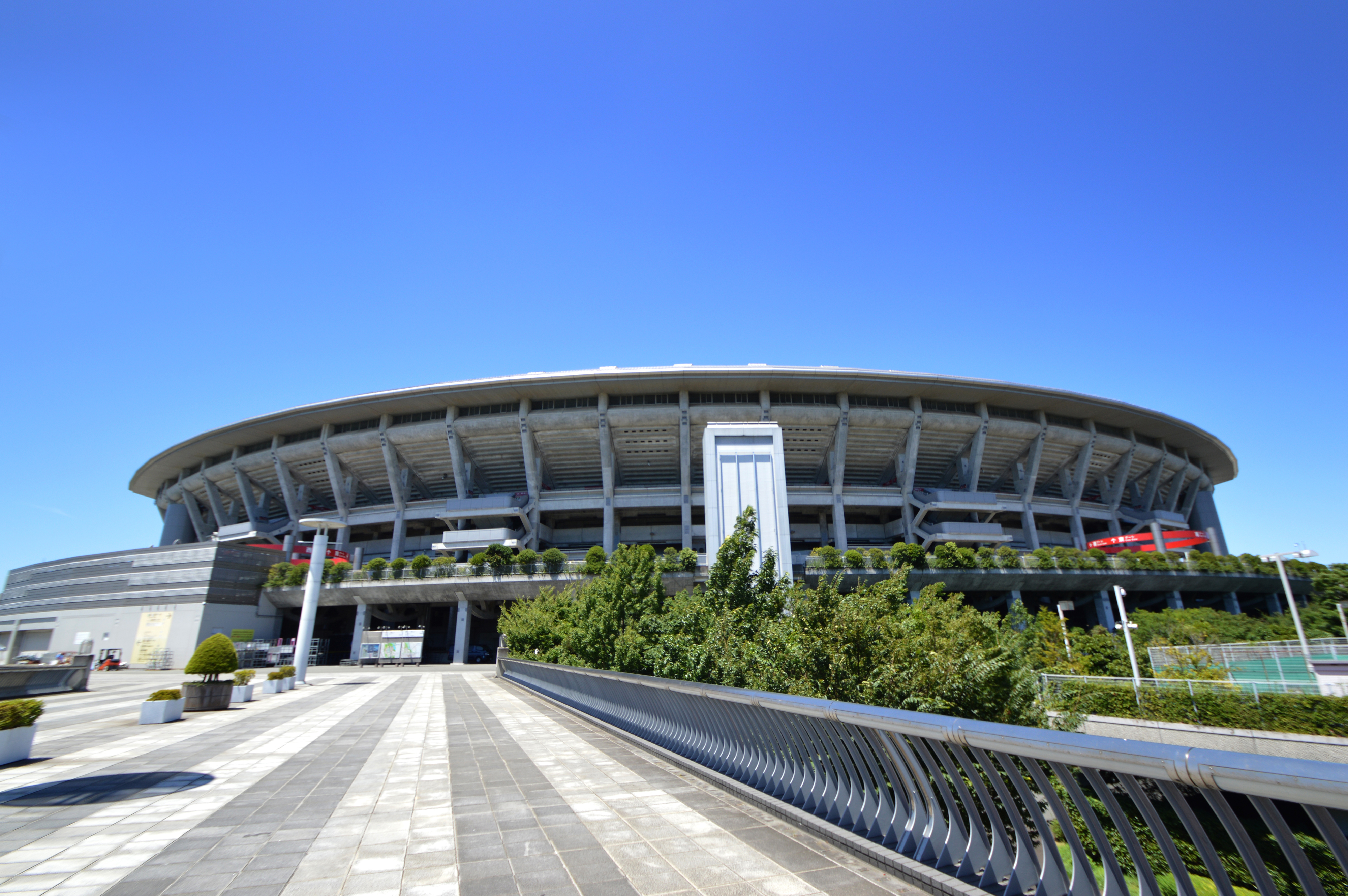 【日産スタジアム】