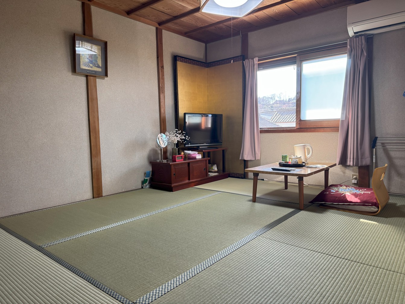 【和室・甘樫の間】本間6畳個室 内外鍵付き