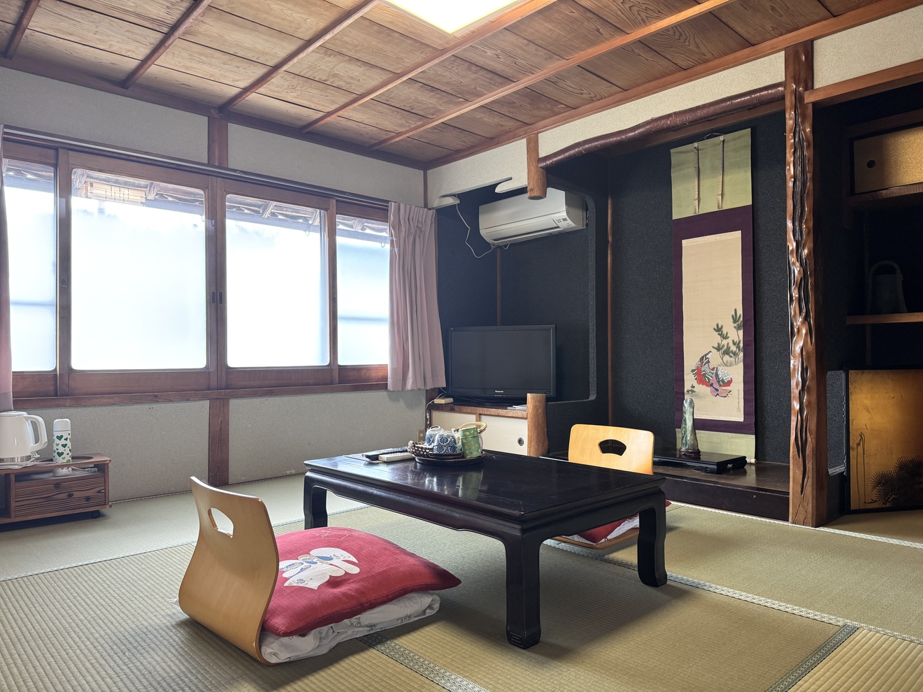 【和室・畝傍の間＋耳成の間】2間続きのお部屋！内外鍵付き