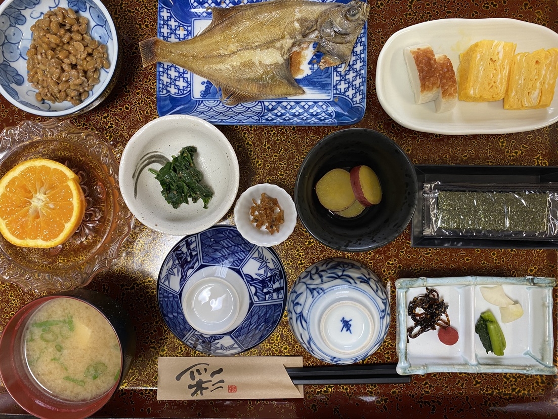 【奈良飛鳥／夕朝２食付】夕食は女将が作る旬の野菜を使った家庭料理！朝食後にハンドドリップ珈琲付