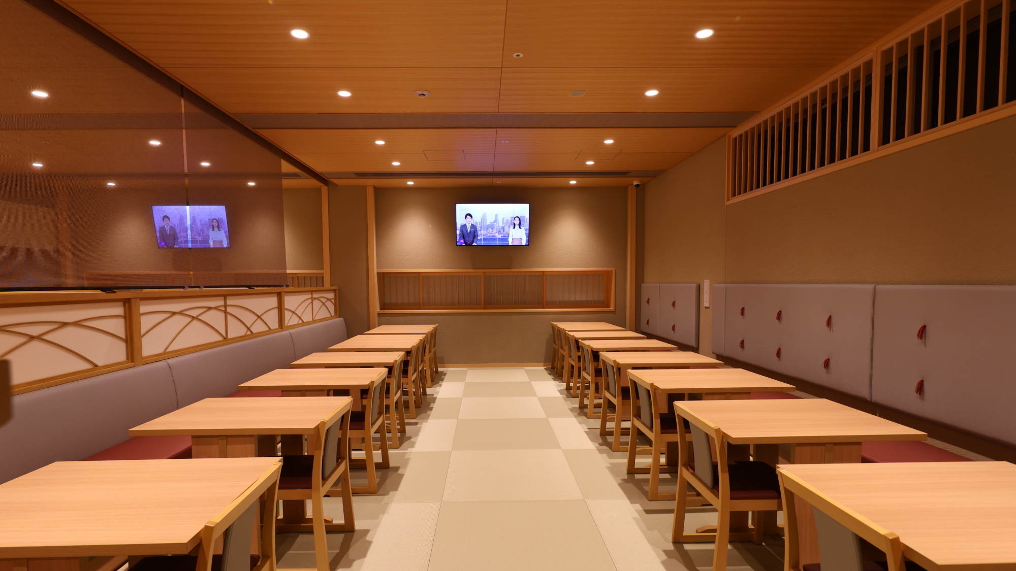 ◆１Fレストラン「季の庭」　広々118席ございます♪