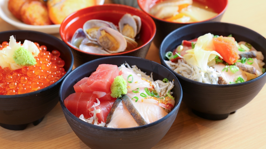 【朝食一例】海鮮丼 ※イメージ