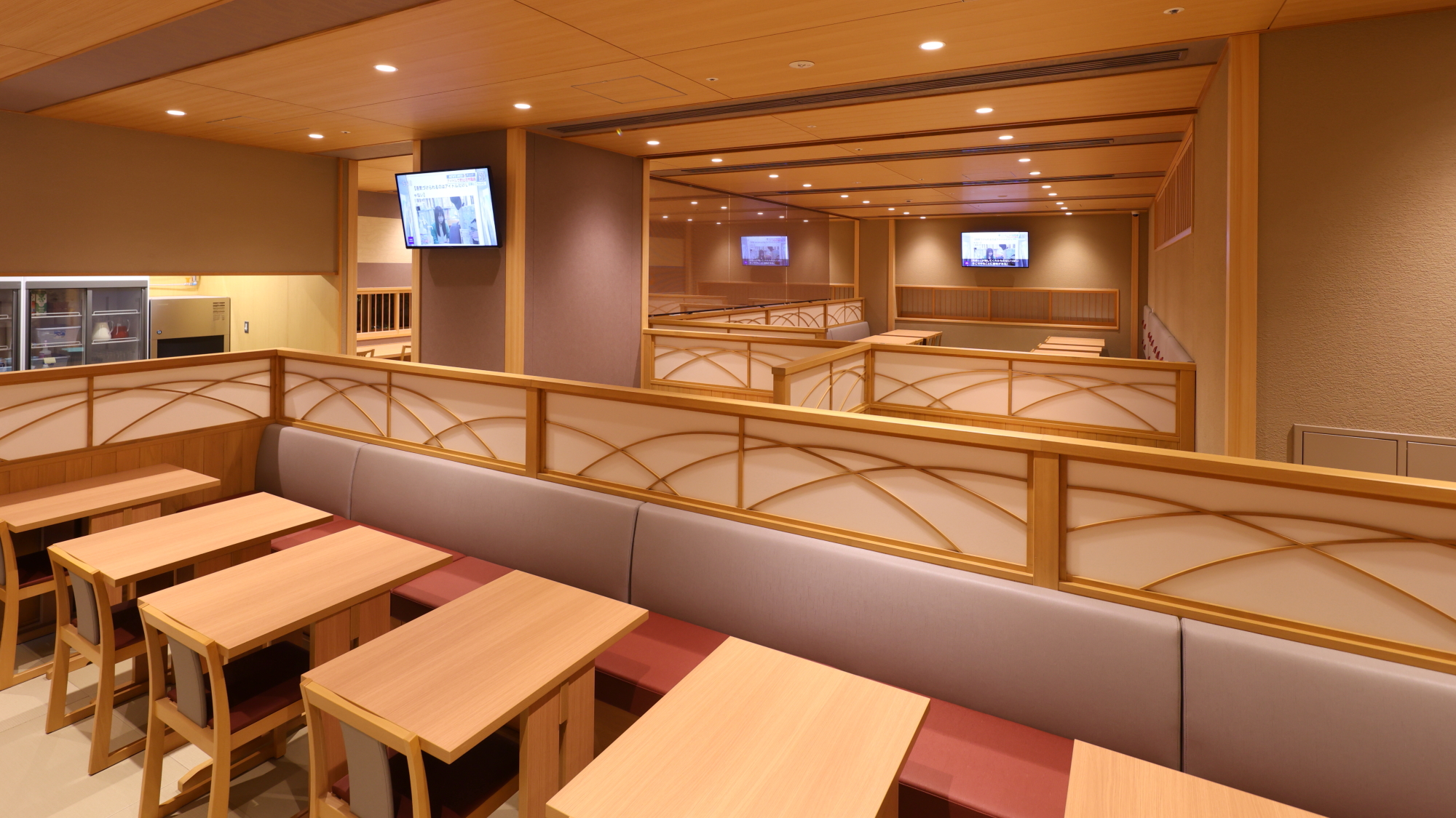 ◆１Fレストラン「季の庭」　広々118席ございます♪