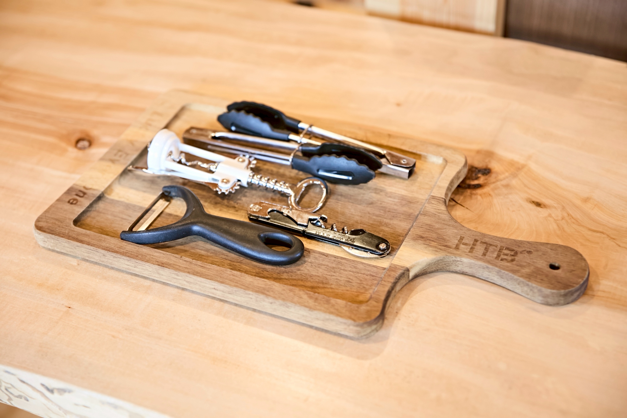 ピーラー・ワインオープナー・栓抜き・トング