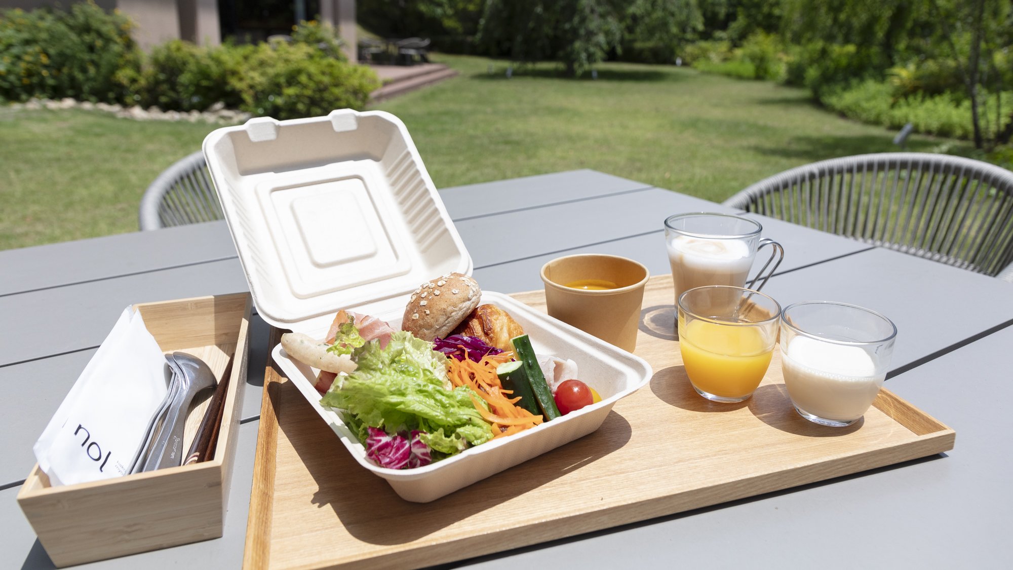 【朝食】テイクアウト用のBOX