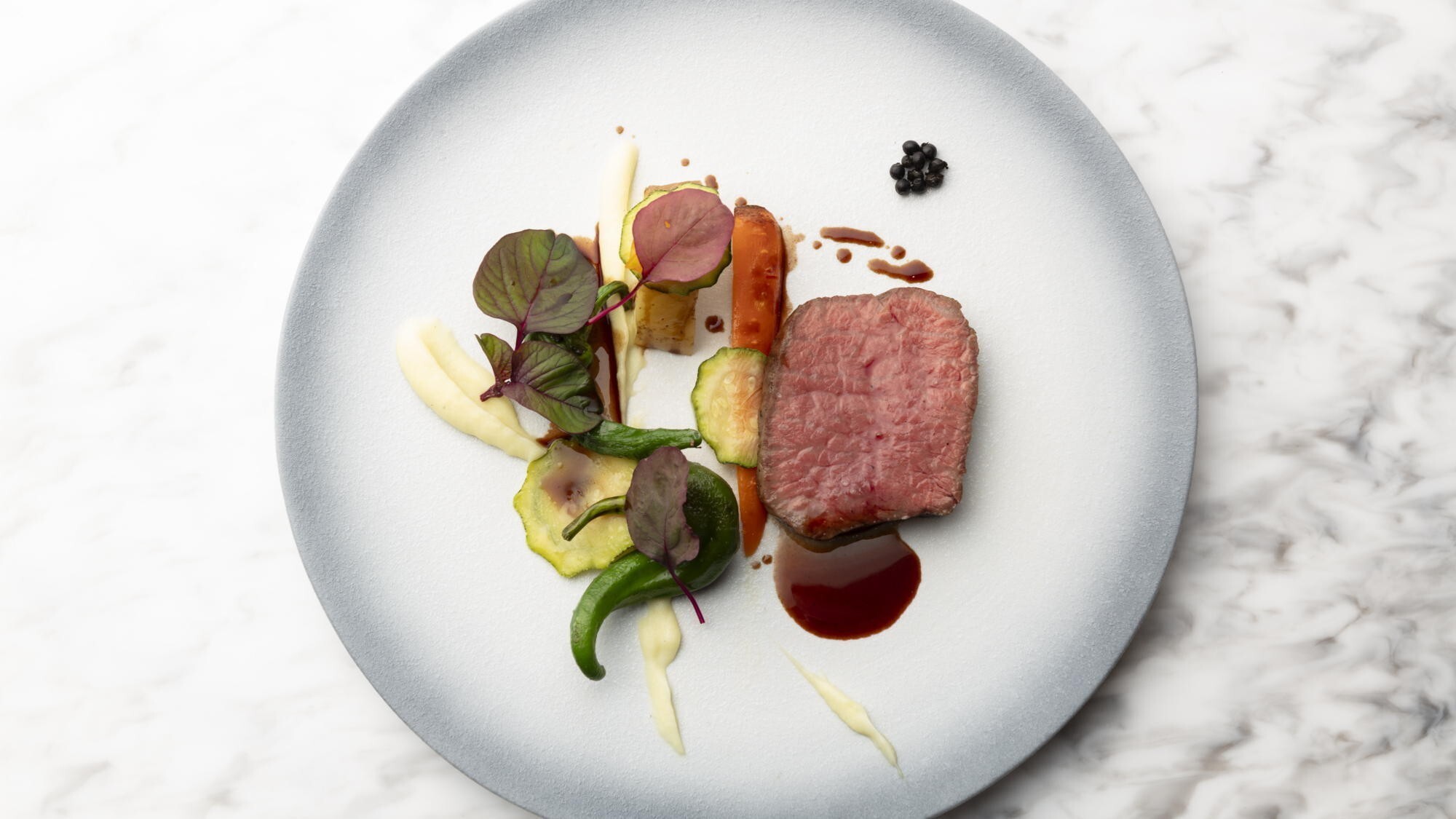 【夕食】メインの牛料理　※イメージ