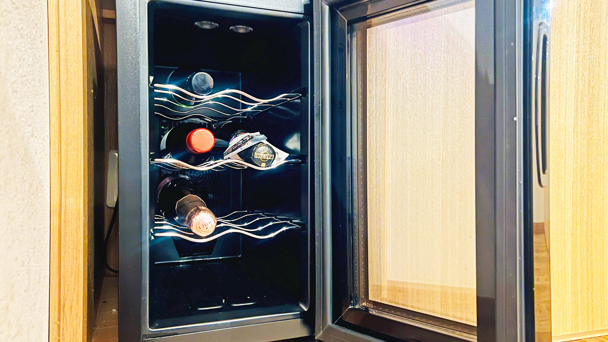 【設備】ワインセラー　※一部プランのみご提供となります