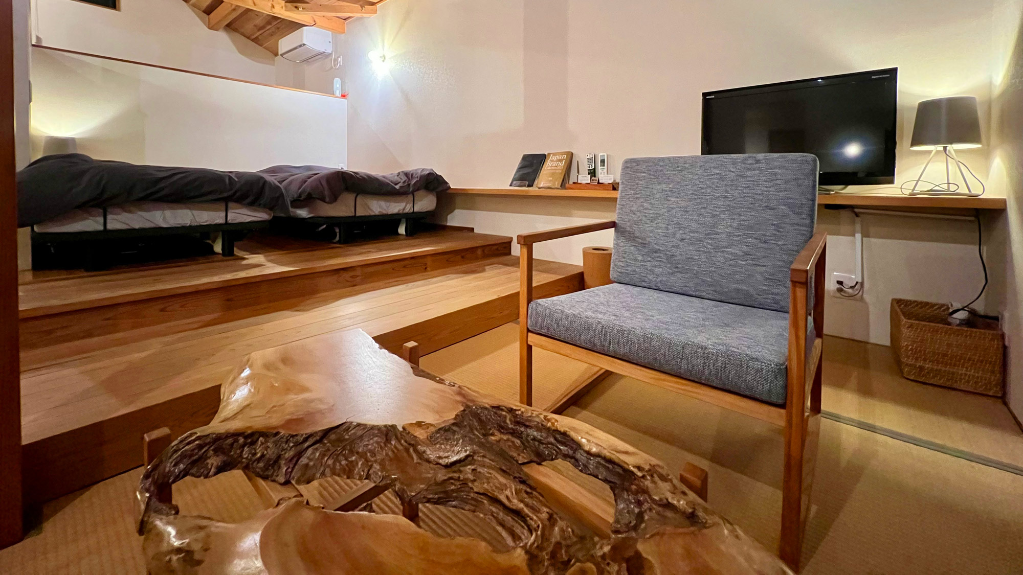 【部屋】夜も魅力的な室内です