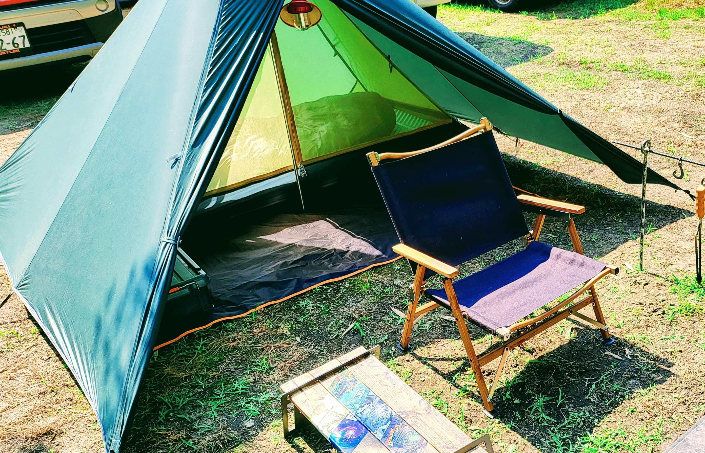 母屋(MainHouse)中庭での過ごし方②親子で楽しむテント泊や芝生の上での朝ヨガ